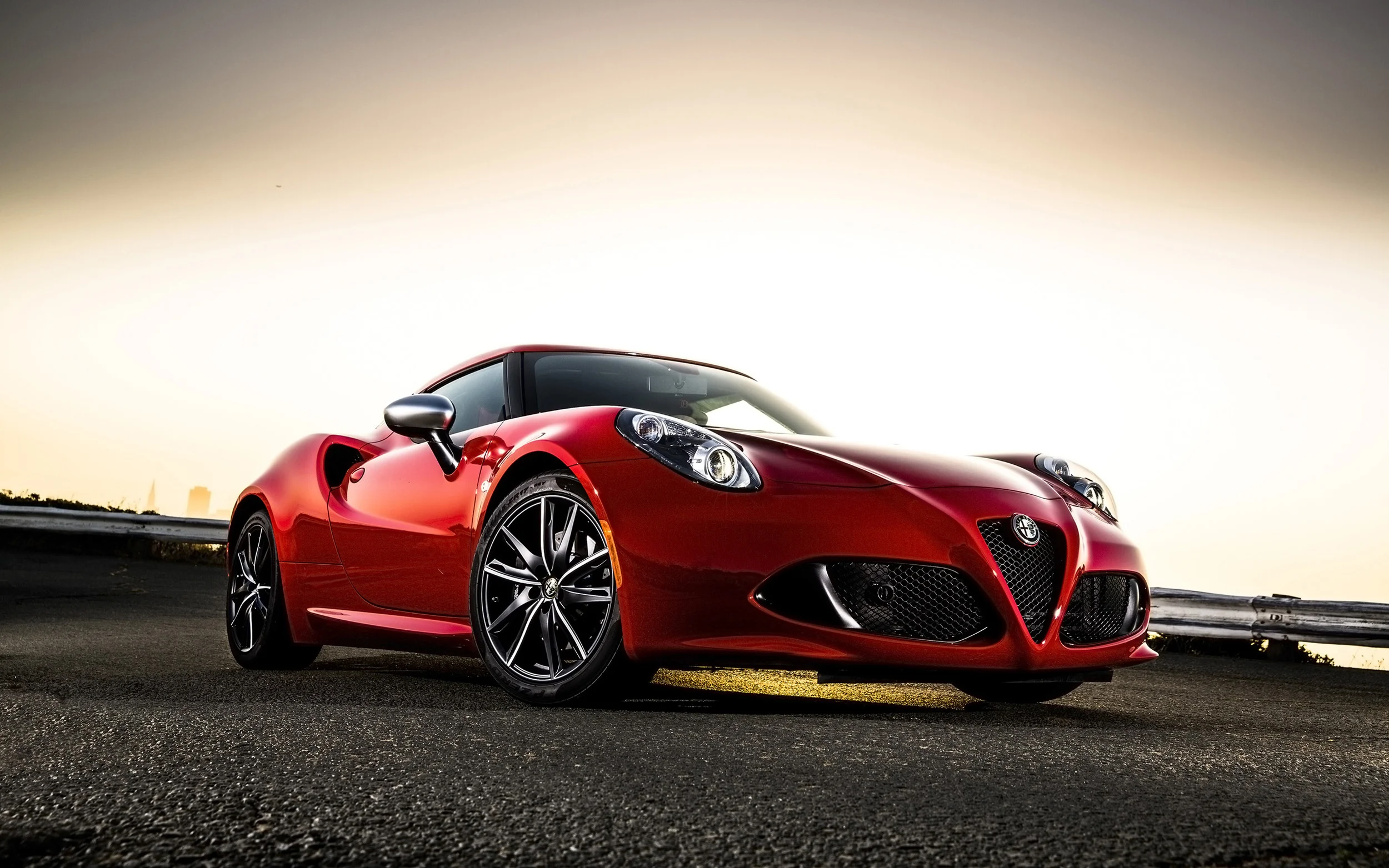 2015_alfa_romeo_4c-wide.jpg