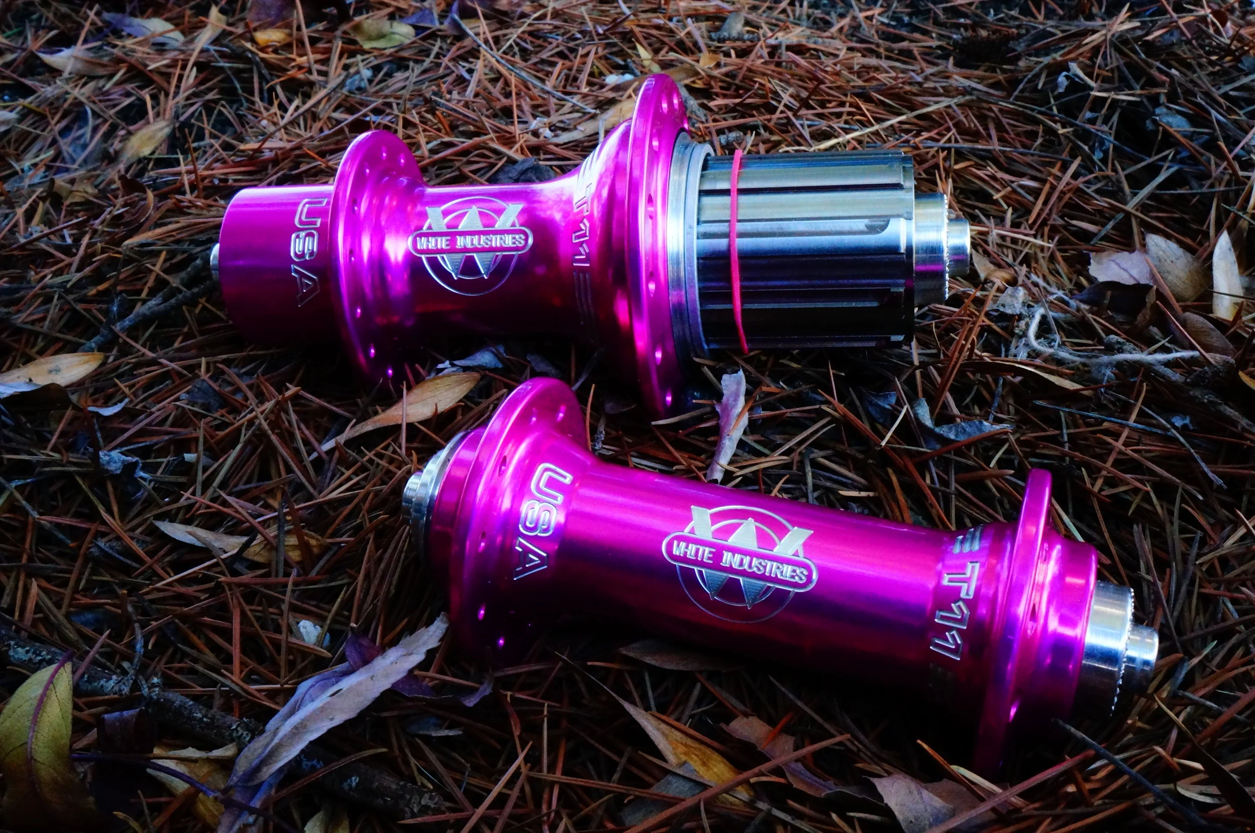 white industries tandem hub