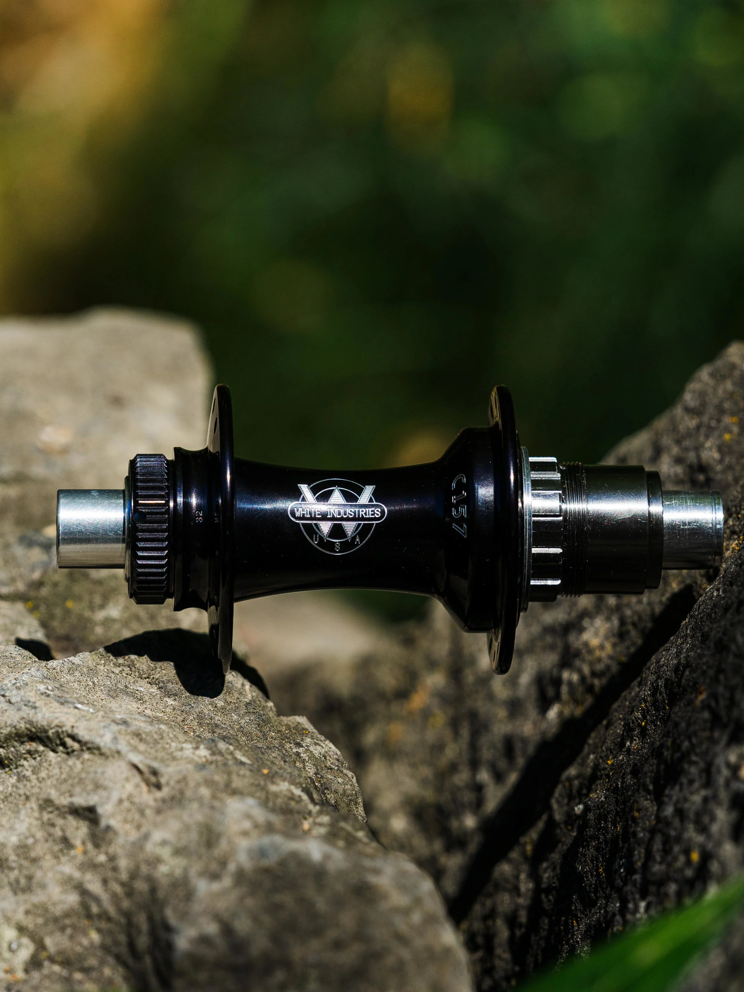 white industries tandem hub