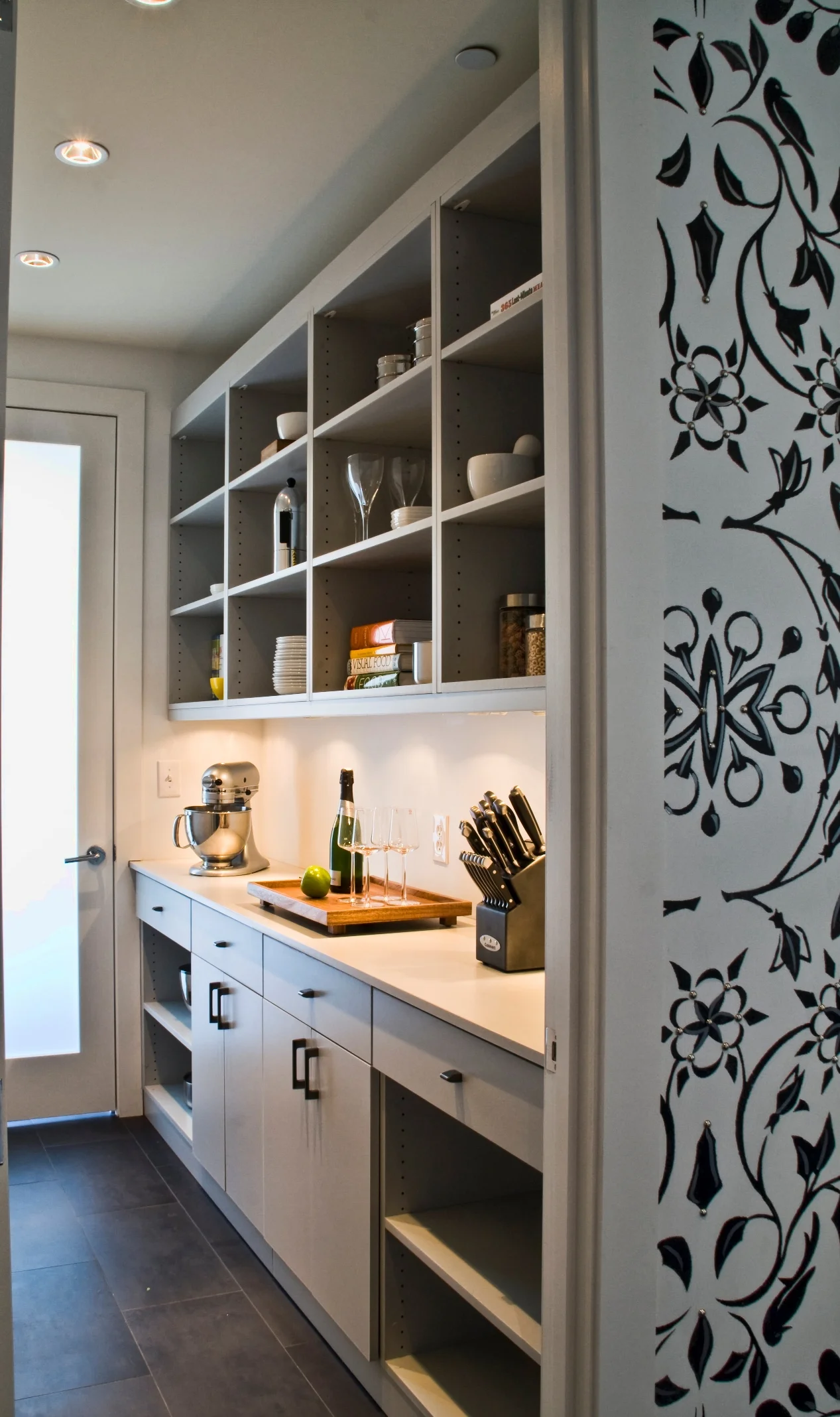 DH Pantry.jpg