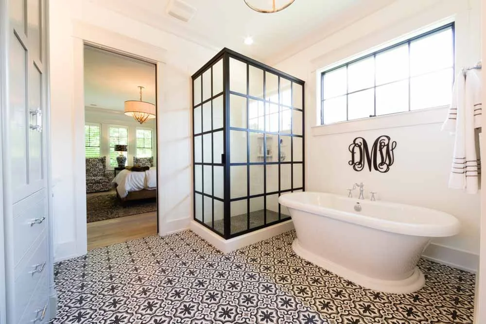 Master Bath 1.jpg
