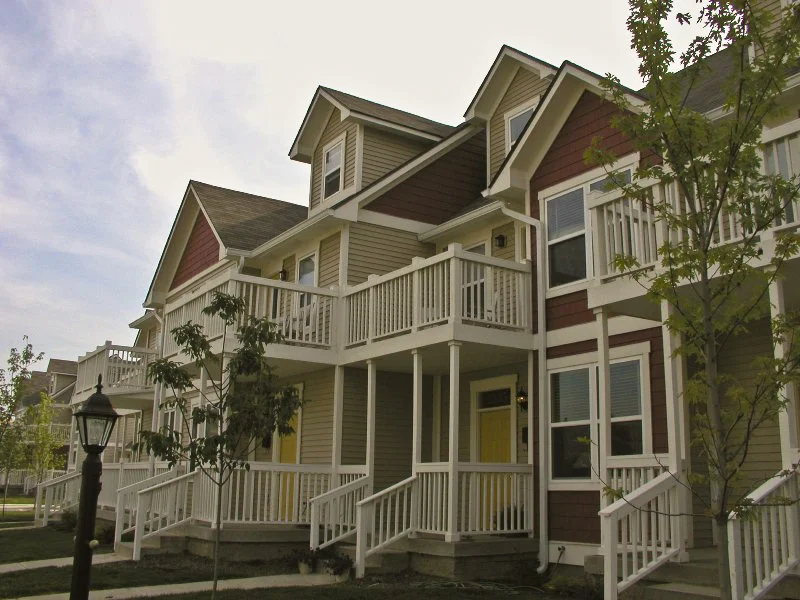 Fall Creek Townhomes 01_1.jpg