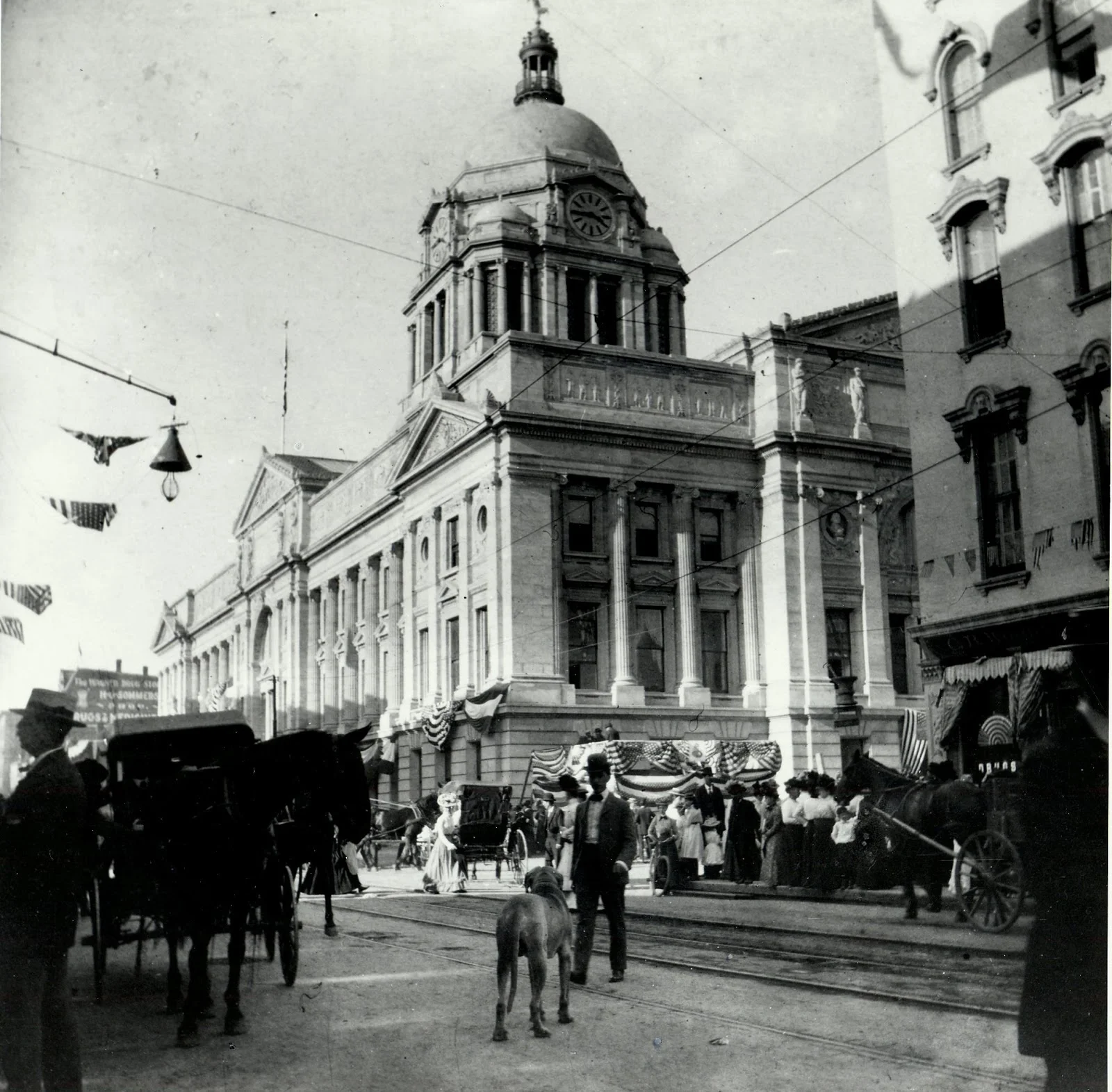 Allen County Court House Between 1902 - 1908.jpg