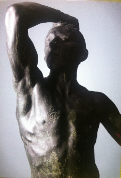 (Auguste Rodin: Pronssiaika, kuva: Linn Ahlgren/Nationalmuseum, Tukholma)