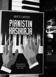 Pianistin käsikirja.jpeg