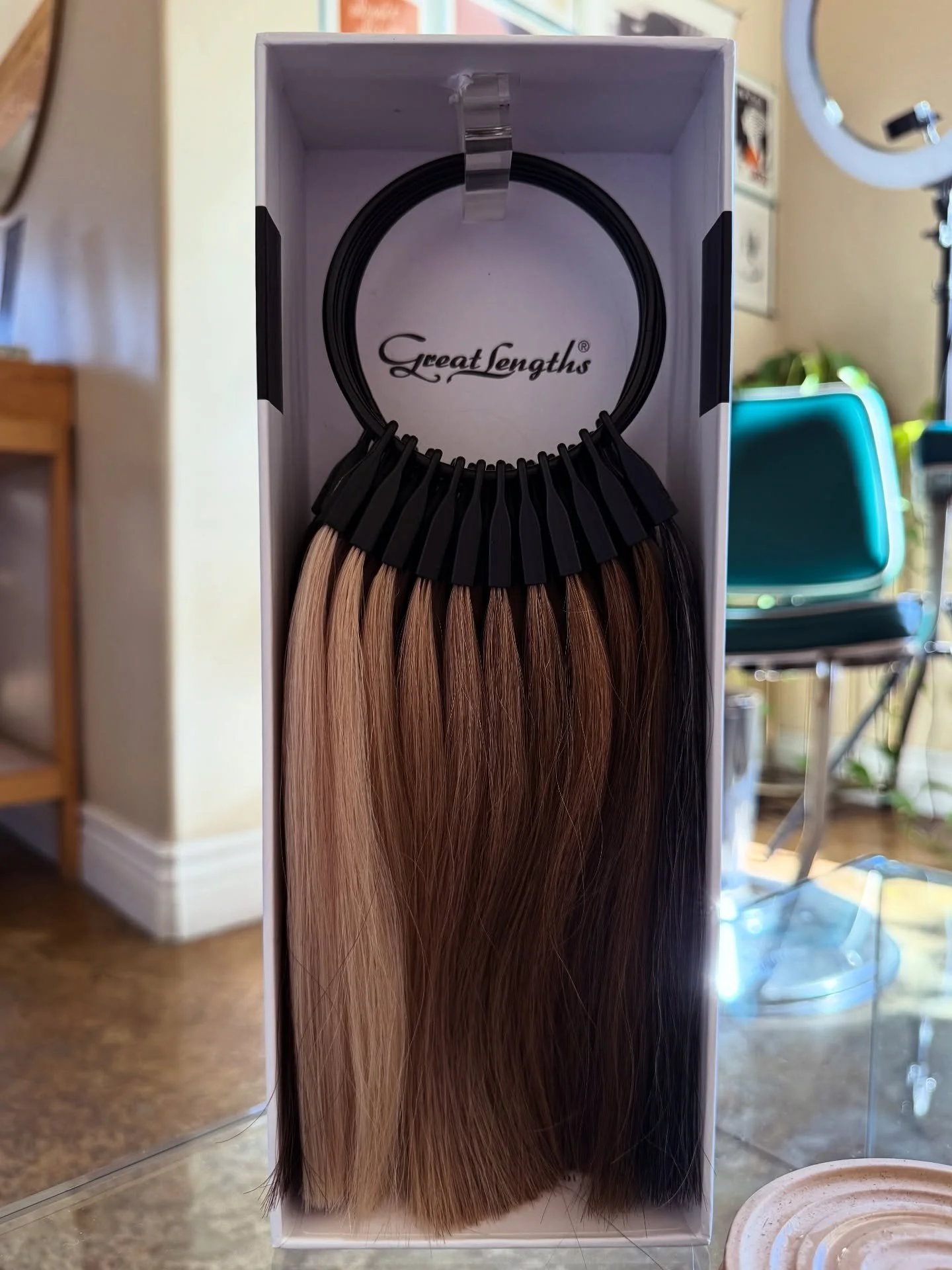 Something 〰️GREAT〰️ is coming to Hive - and soon!
📺STAY TUNED📺
#hive #hiveu #greatlengths #greatlengthshairextensions #italy #remyhair #quality #certified #bcorp #ethical #responsible