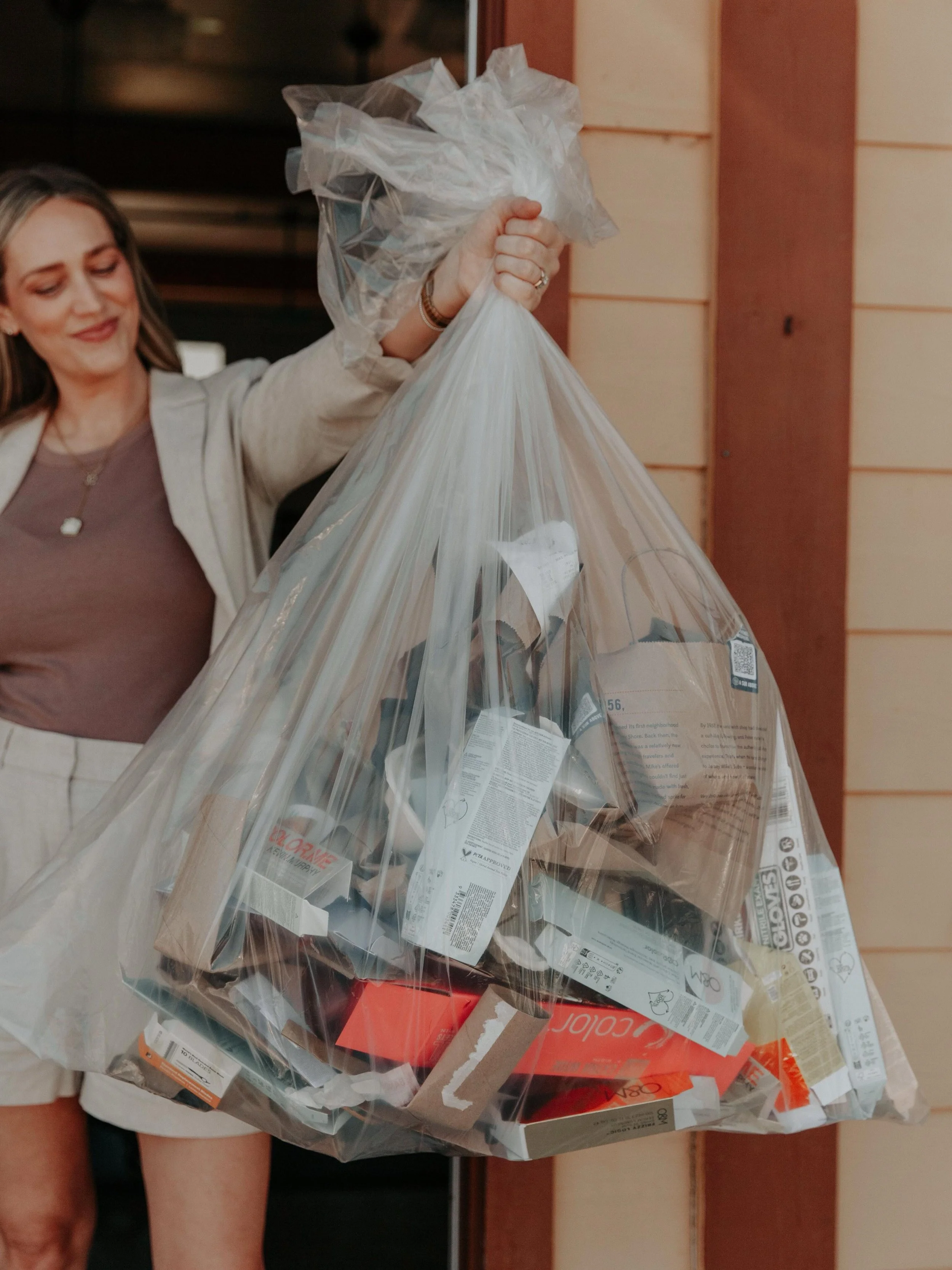 WE ARE PROUD OF OUR WASTE! 🥲♻️💪🏼

Hive&rsquo;s core mission is to bring you a luxury, low-tox and sustainable salon experience.

Our partnership with Green Circle Salons allows us to do just that. We proudly divert 9️⃣5️⃣% of our salons waste from