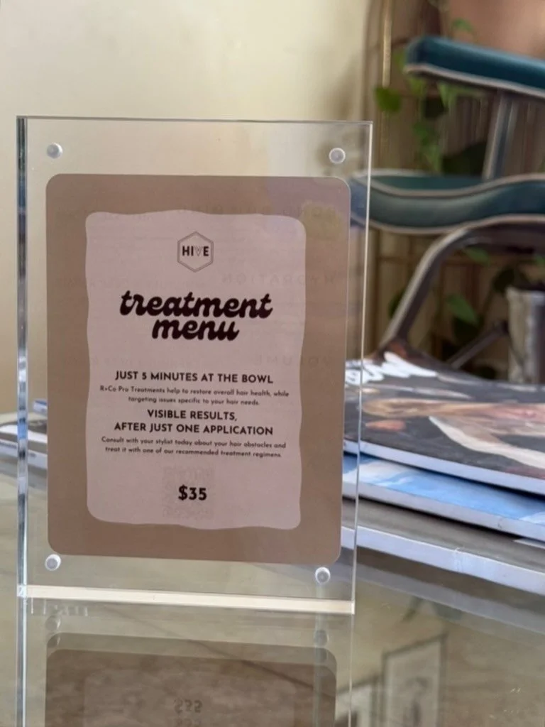 Need a boost in brilliance? 🤩💪🏼

Hair feeling damaged? Split? Color dull? Fading?

💎GEMSTONE COLOR CONCENTRATE💎 is the answer.

Add on this prismatic and ultra-reflective color-locking IN SALON ONLY treatment!

Just 5️⃣ minutes of added massage 