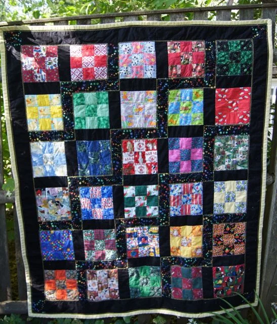 Quilts SDQ Dog bandana.jpg