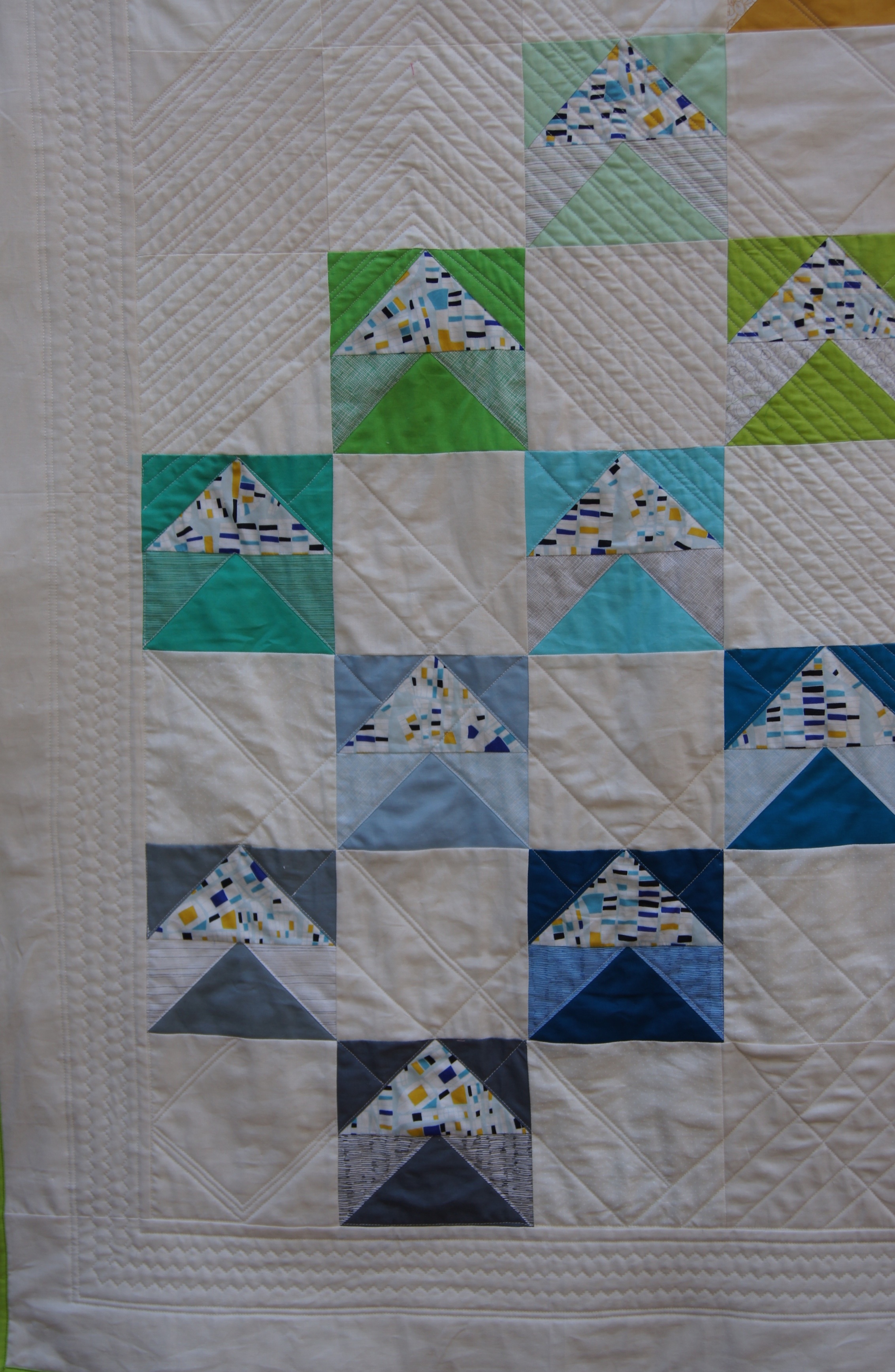 Quilt Modern Flying Geese Fox and Geese detail 1.jpg