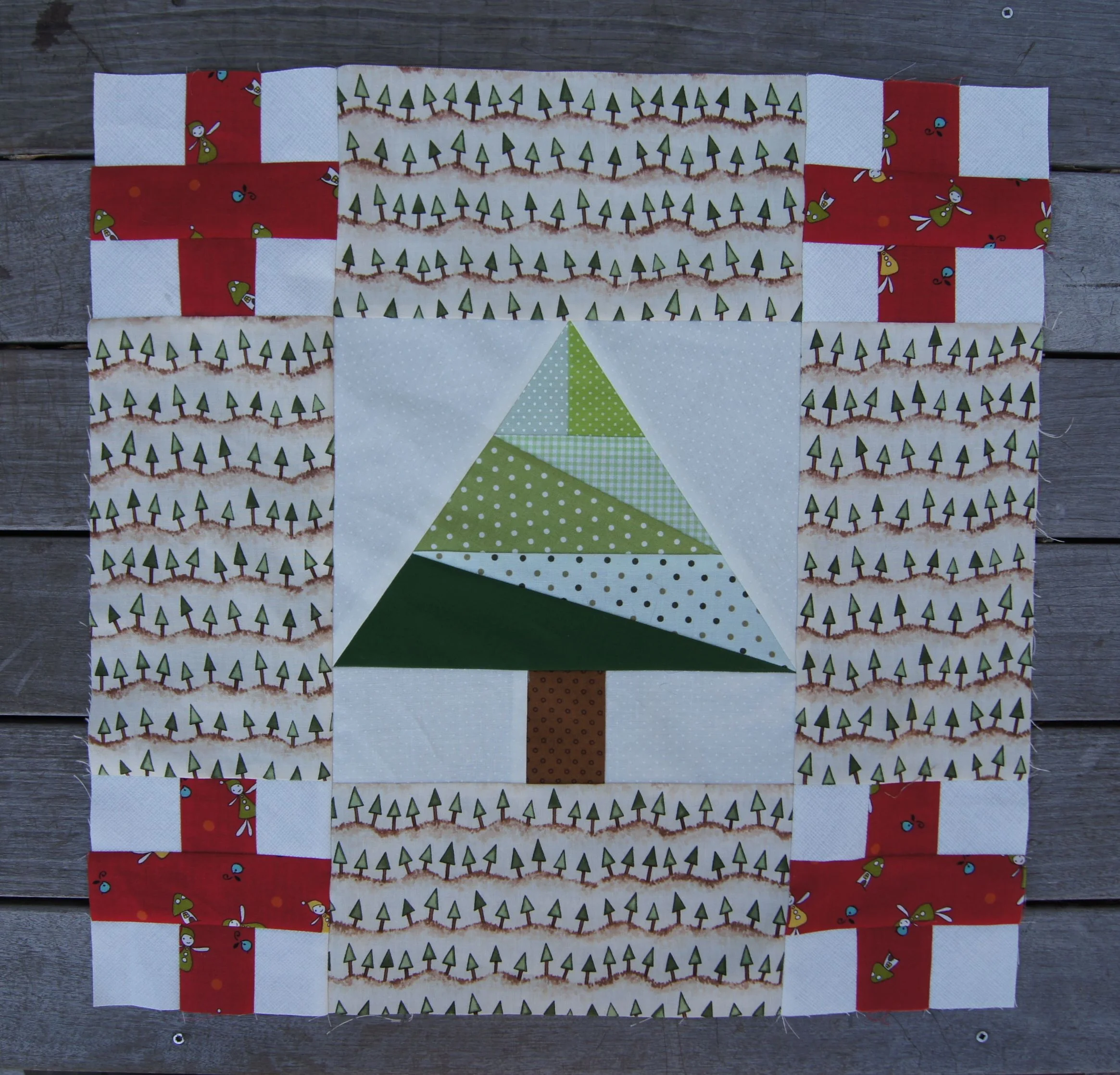 Quilt European Christmas Star.jpg
