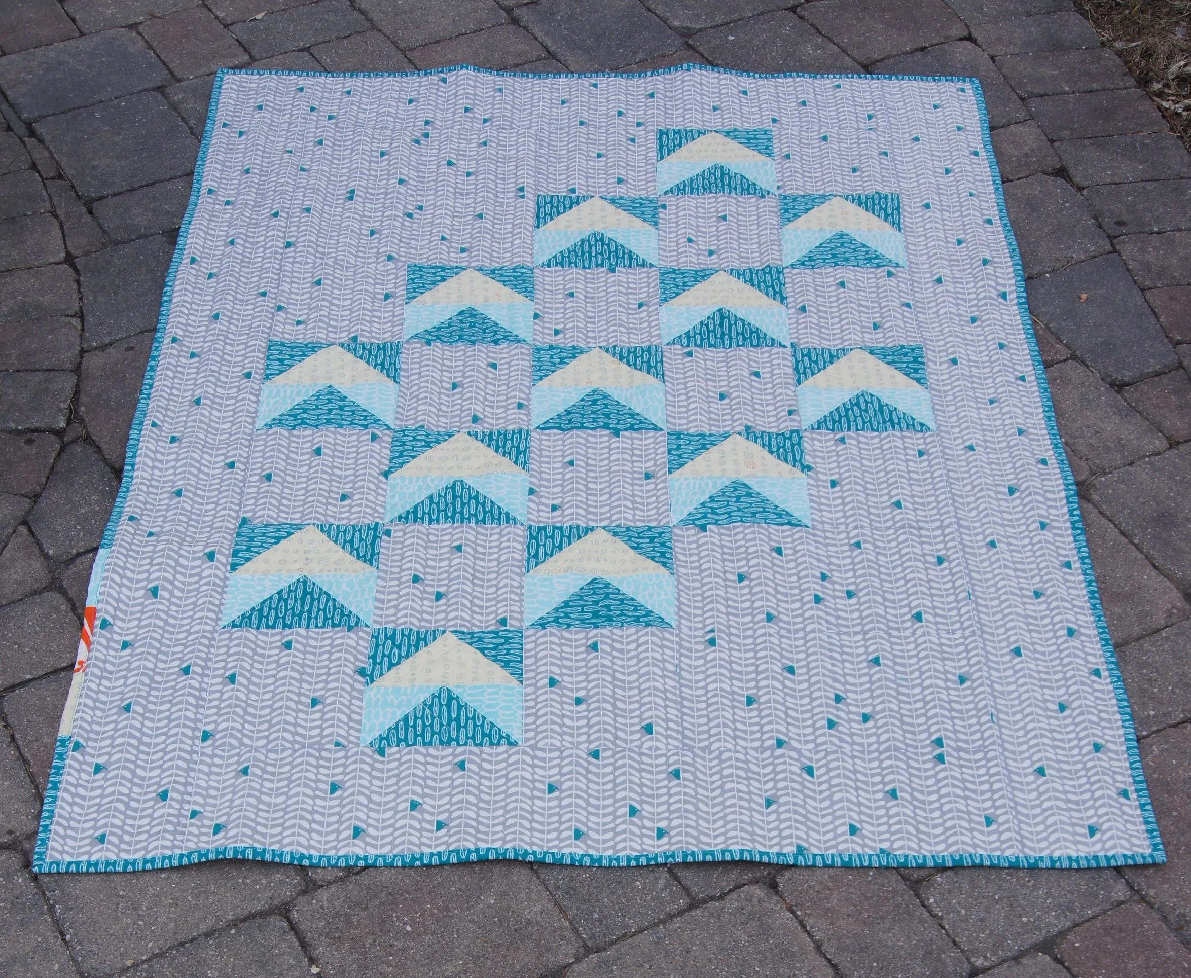 Quilt Early birds in front.jpg