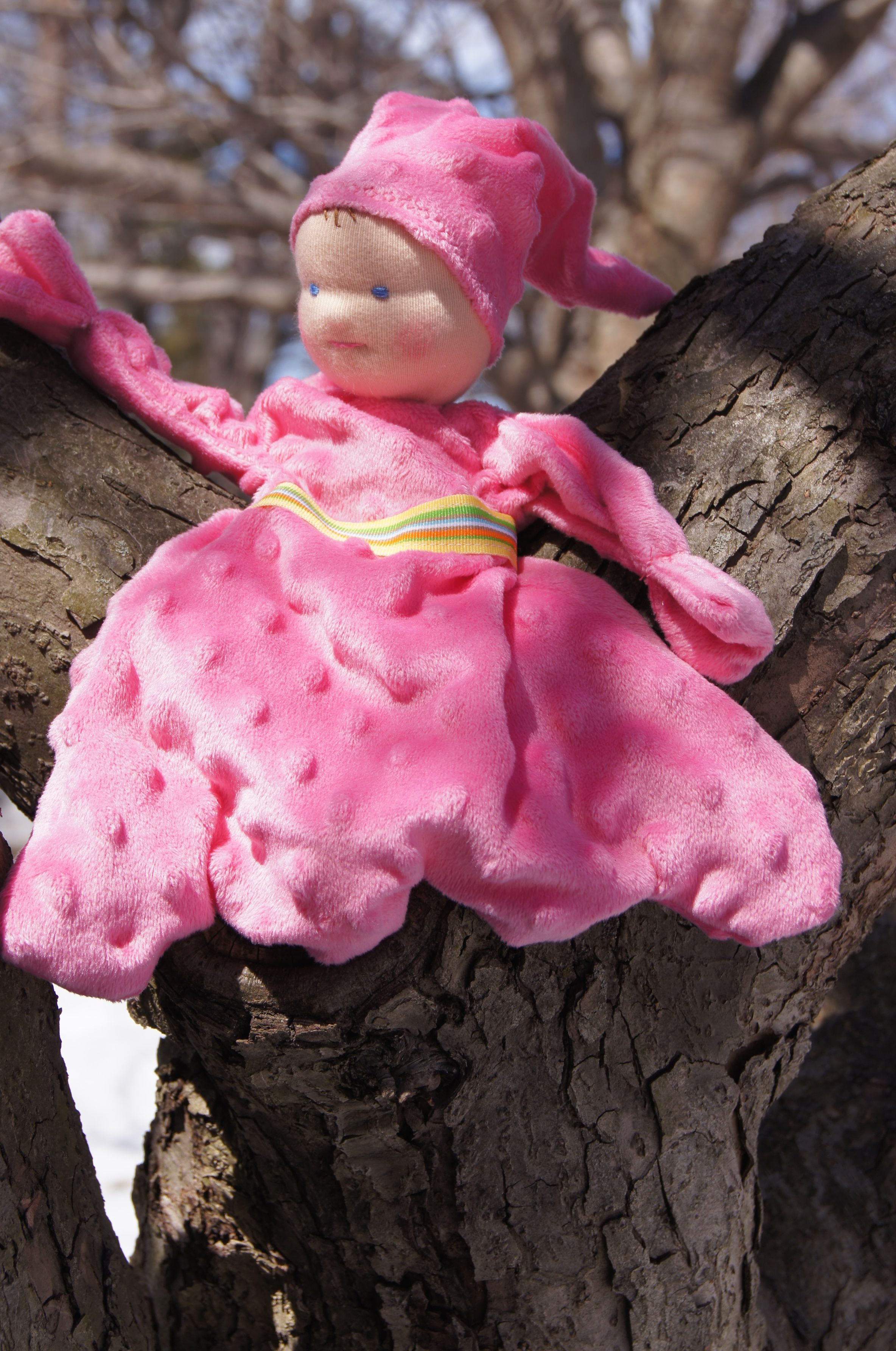 Waldorf Type Doll for Little Folk: Petal Fairy Doll , Making a Petal Doll