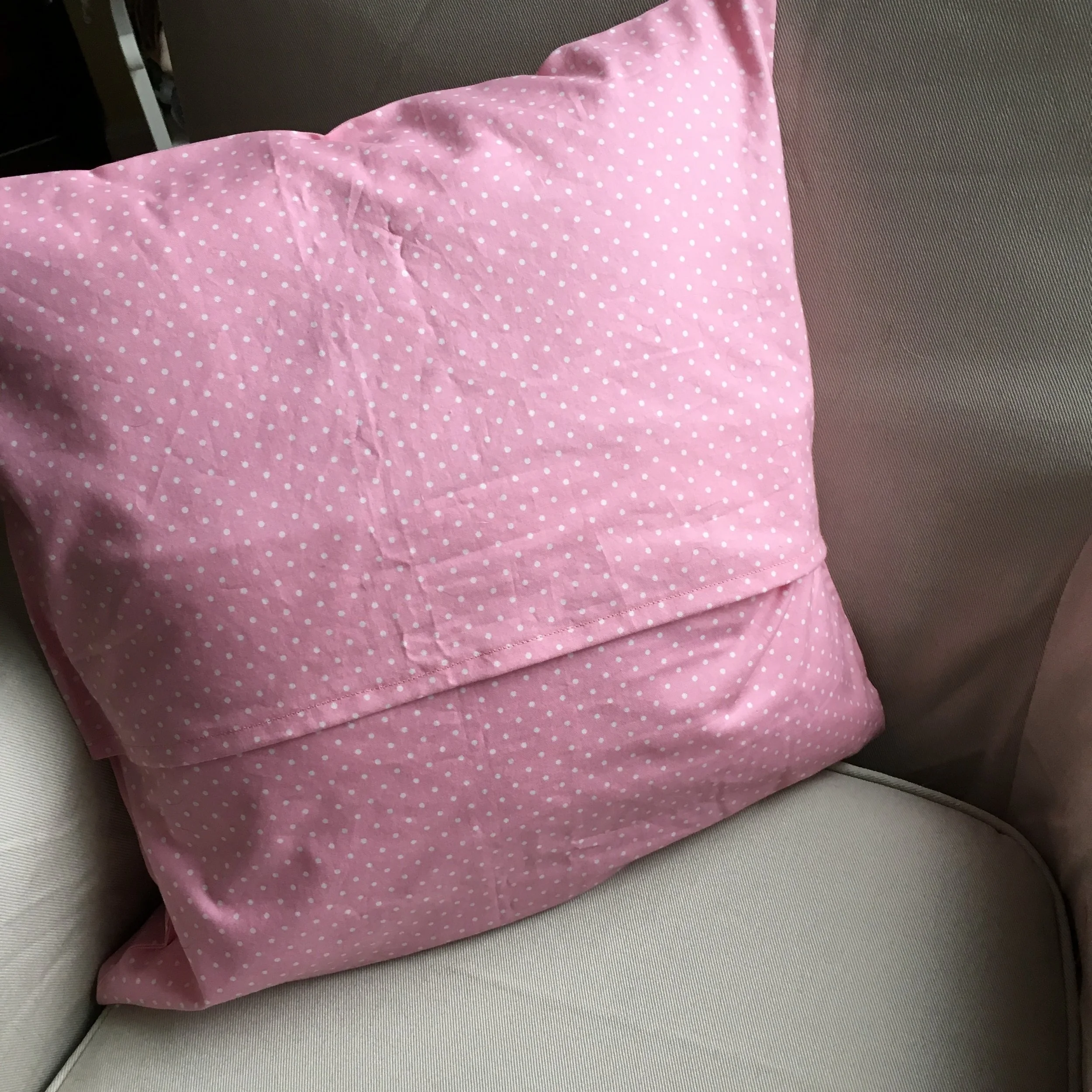 Back of the pillow with an envelope closure