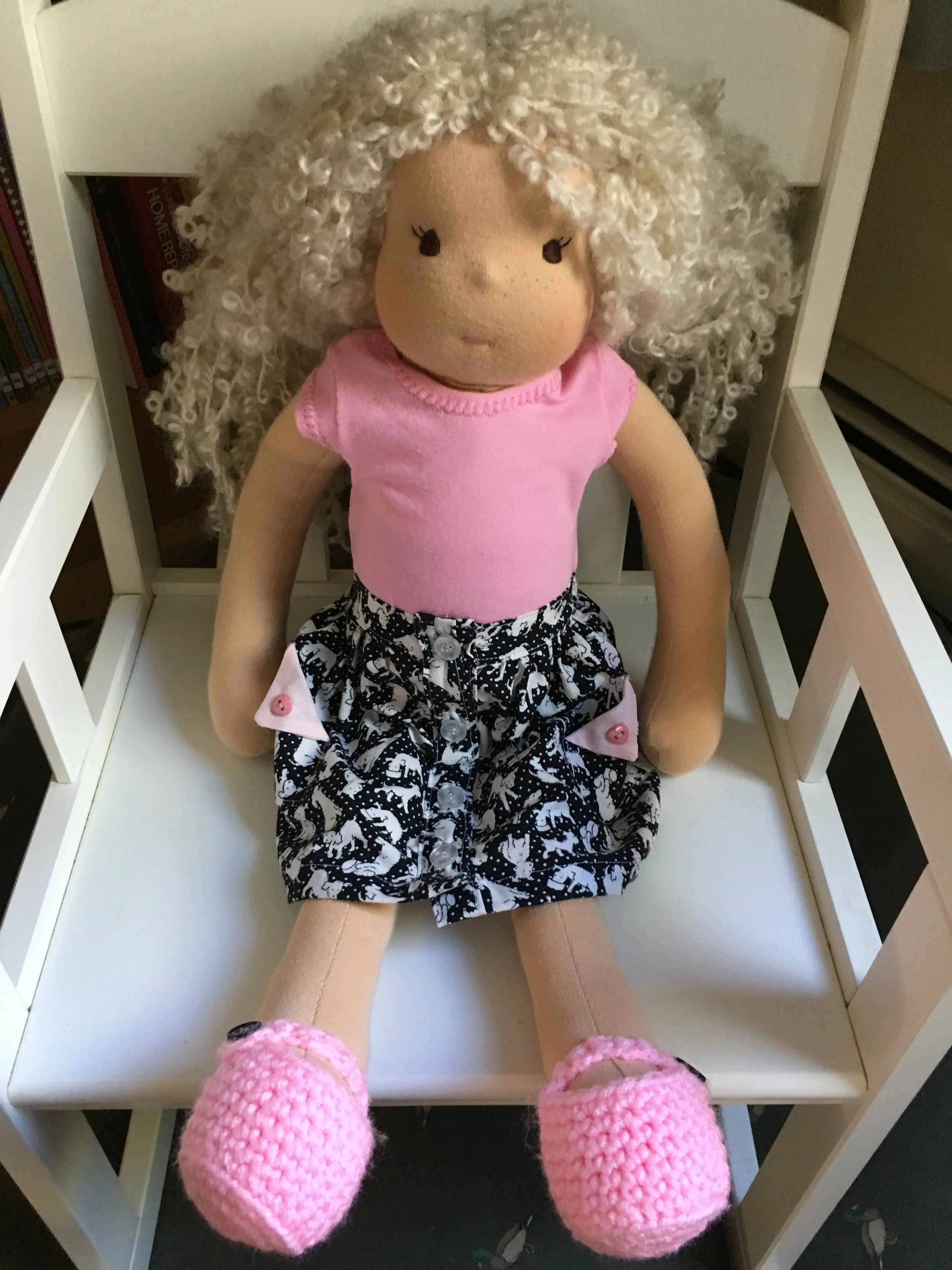 BambolettaForeverFriendModelingDollClothes.jpg