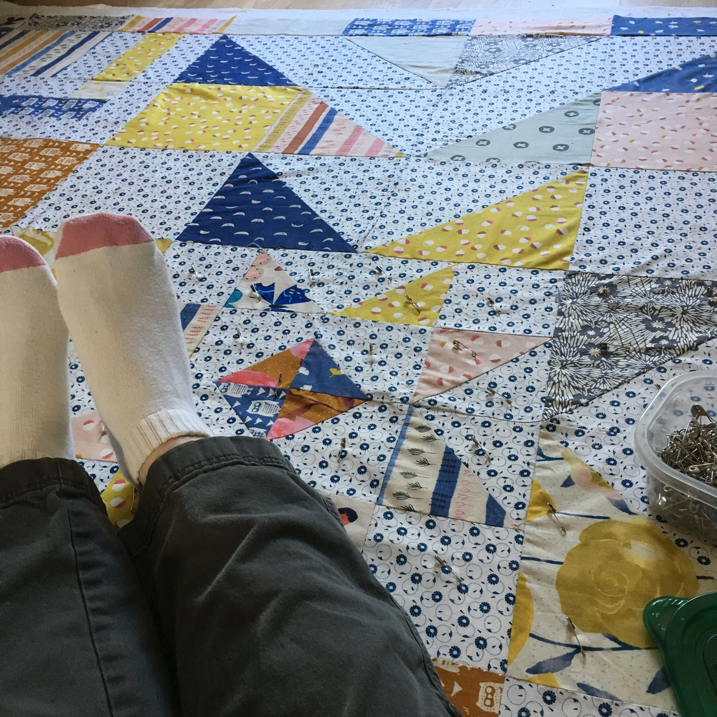 Pin Basting a Quilt