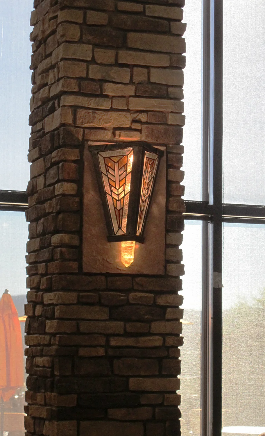 Crystal Point Wall Sconce on Column