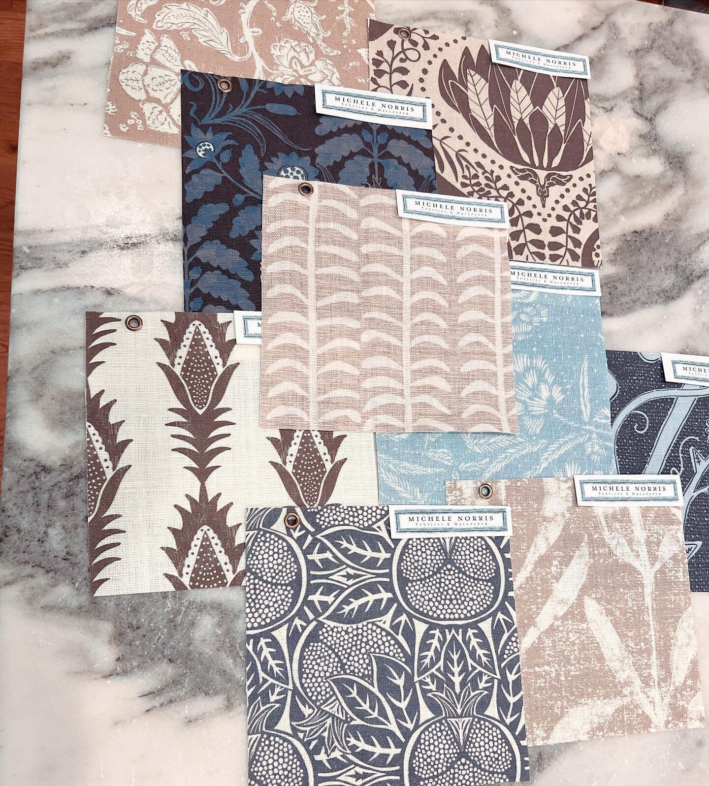 All the blues and browns! Belgian Linen of course! My favorite fabric for home d&eacute;cor applications 
.
.
.
#blueandbrown #homedecor #belgianlinen #spoonflower #patternobserver #textiledesign #homedecorinspo #customfabric #patternlover #interiors
