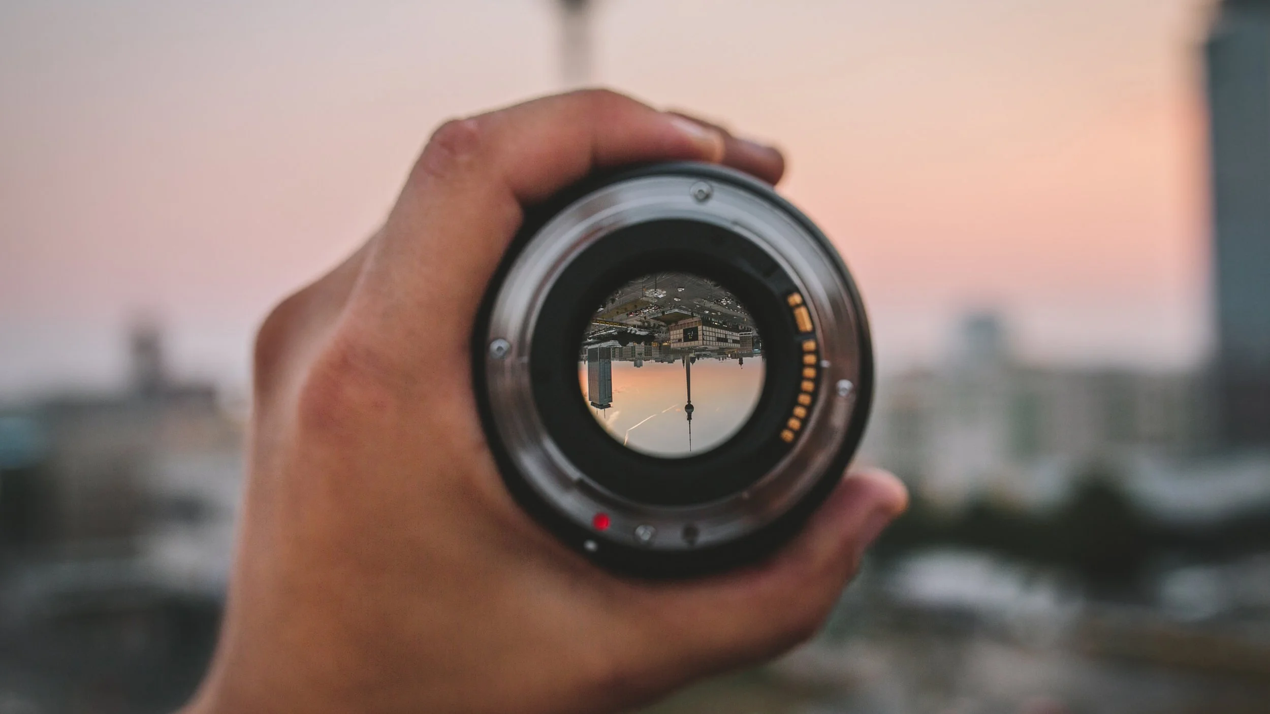 camera-lens.jpg