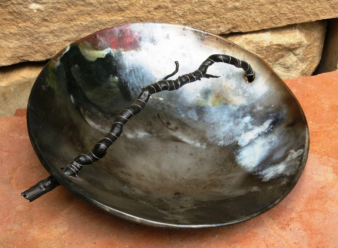 black silver thread handle bowl.jpg