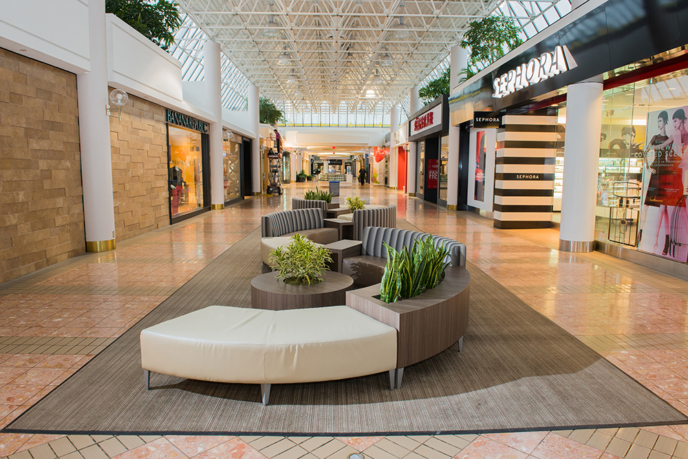 MayfairMall_023.jpg