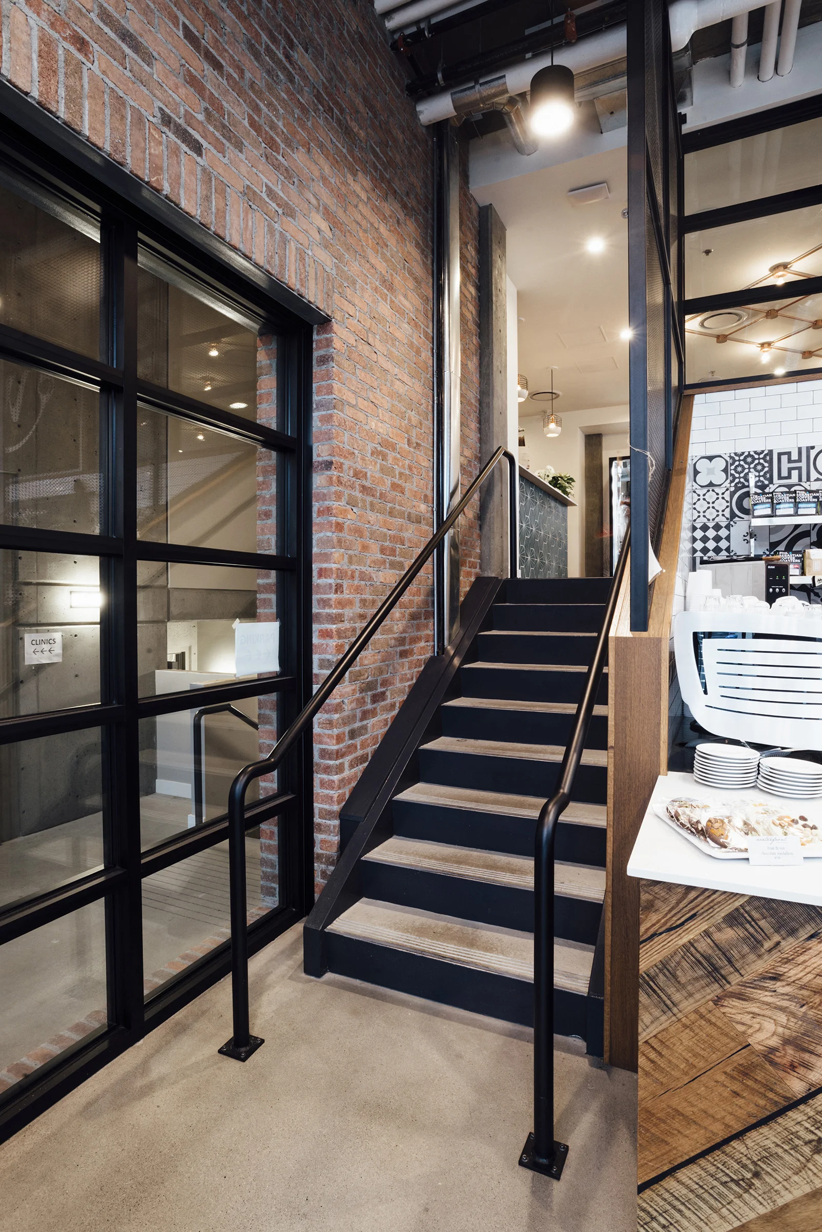 1WaterfrontCafe_07.jpg
