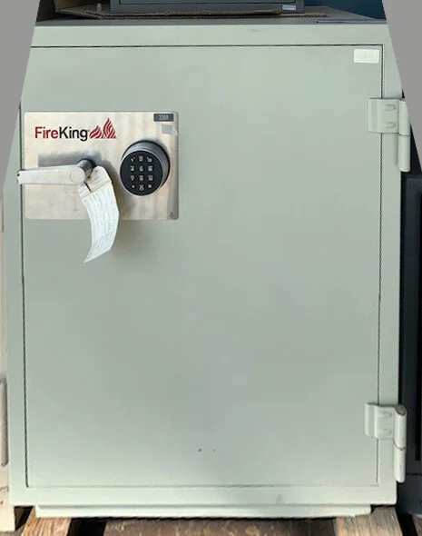 US 3388 FIRE KING DATA SAFE.JPG