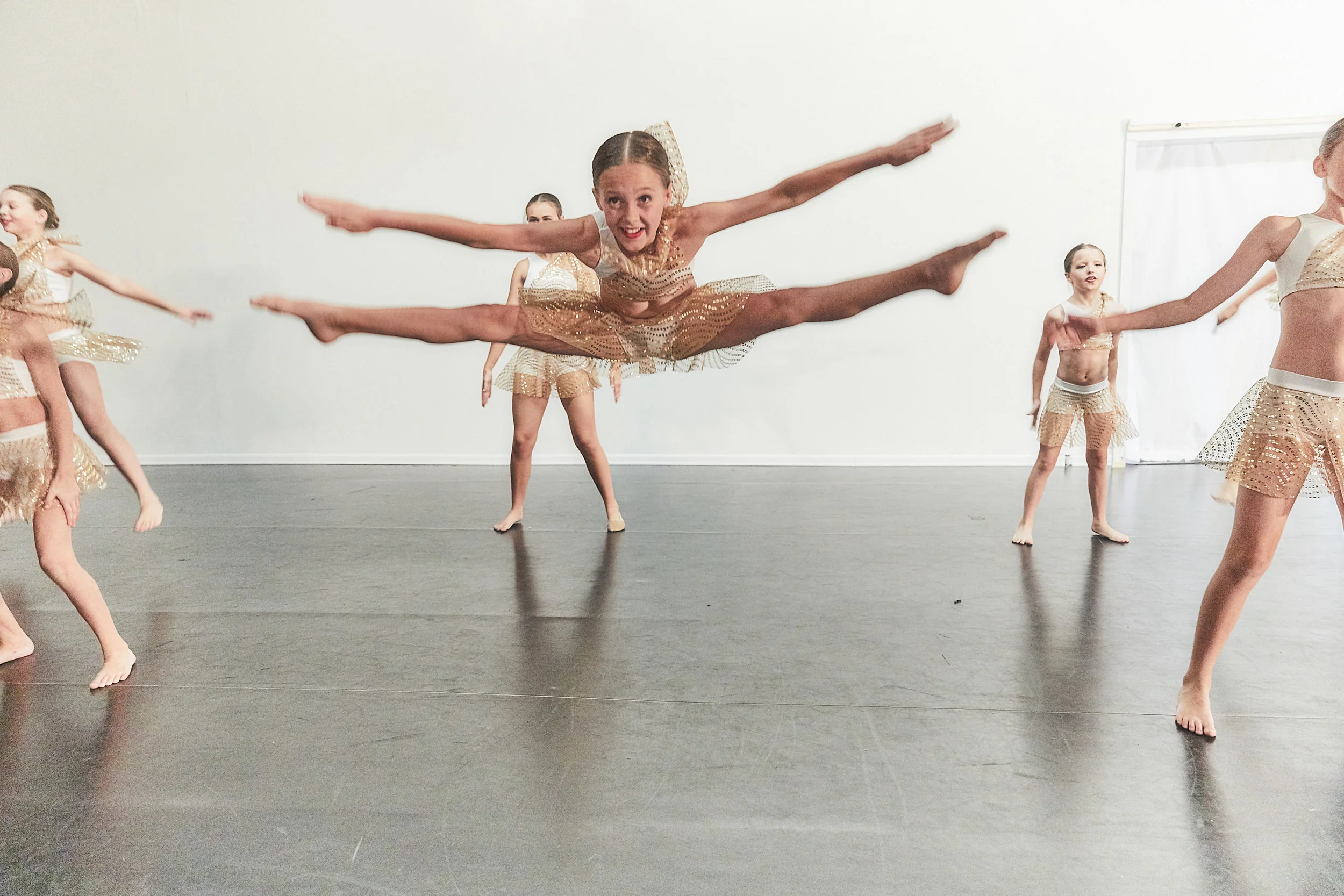 MovementProjectRecital_27May2017_sm_MovementProjectRecital_27May2017_7V9A1403.jpg