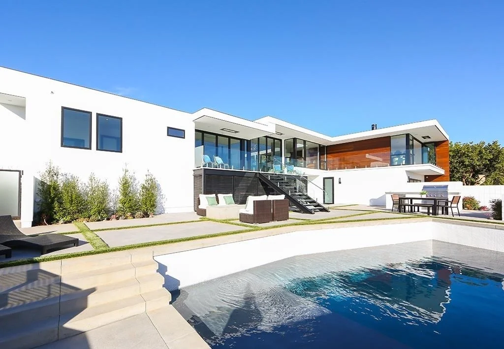 NEWPORT BEACH CONTEMPORARY GARDEN DESIGN