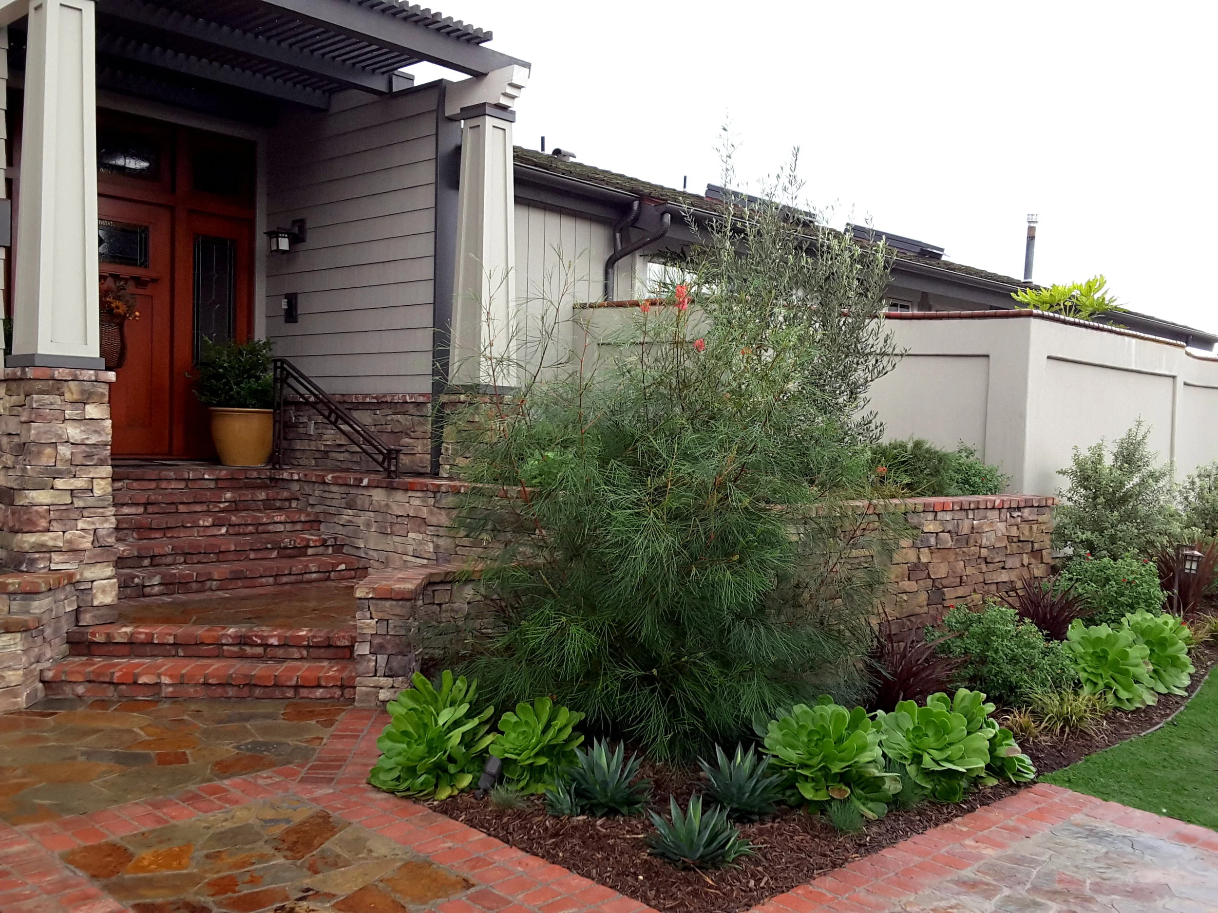 MONARCH BEACH CRAFTSMAN GARDEN DESIGN