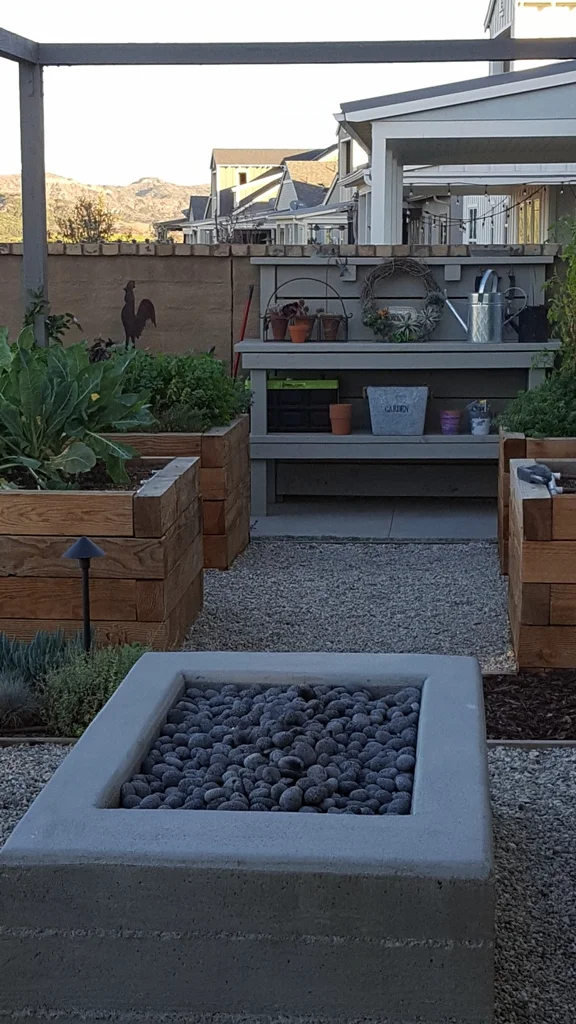 MODERN FARMHOUSE DESIGN
