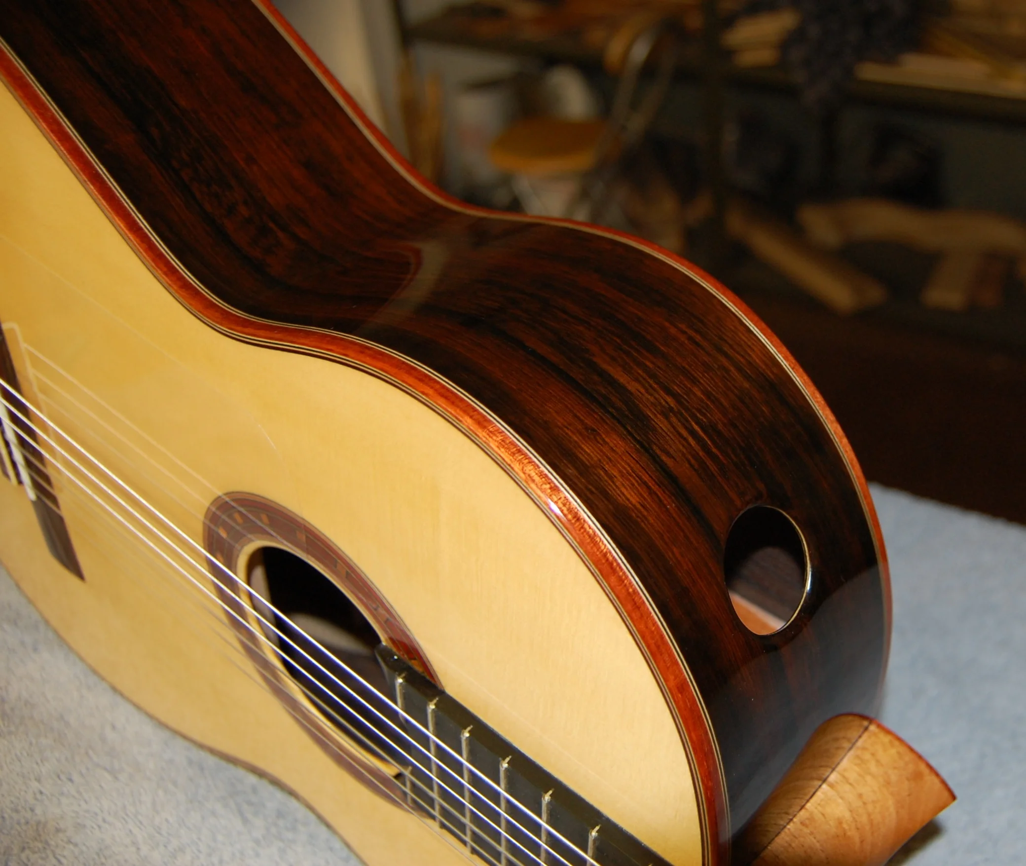 Spruce/Brazilian flamenca negra