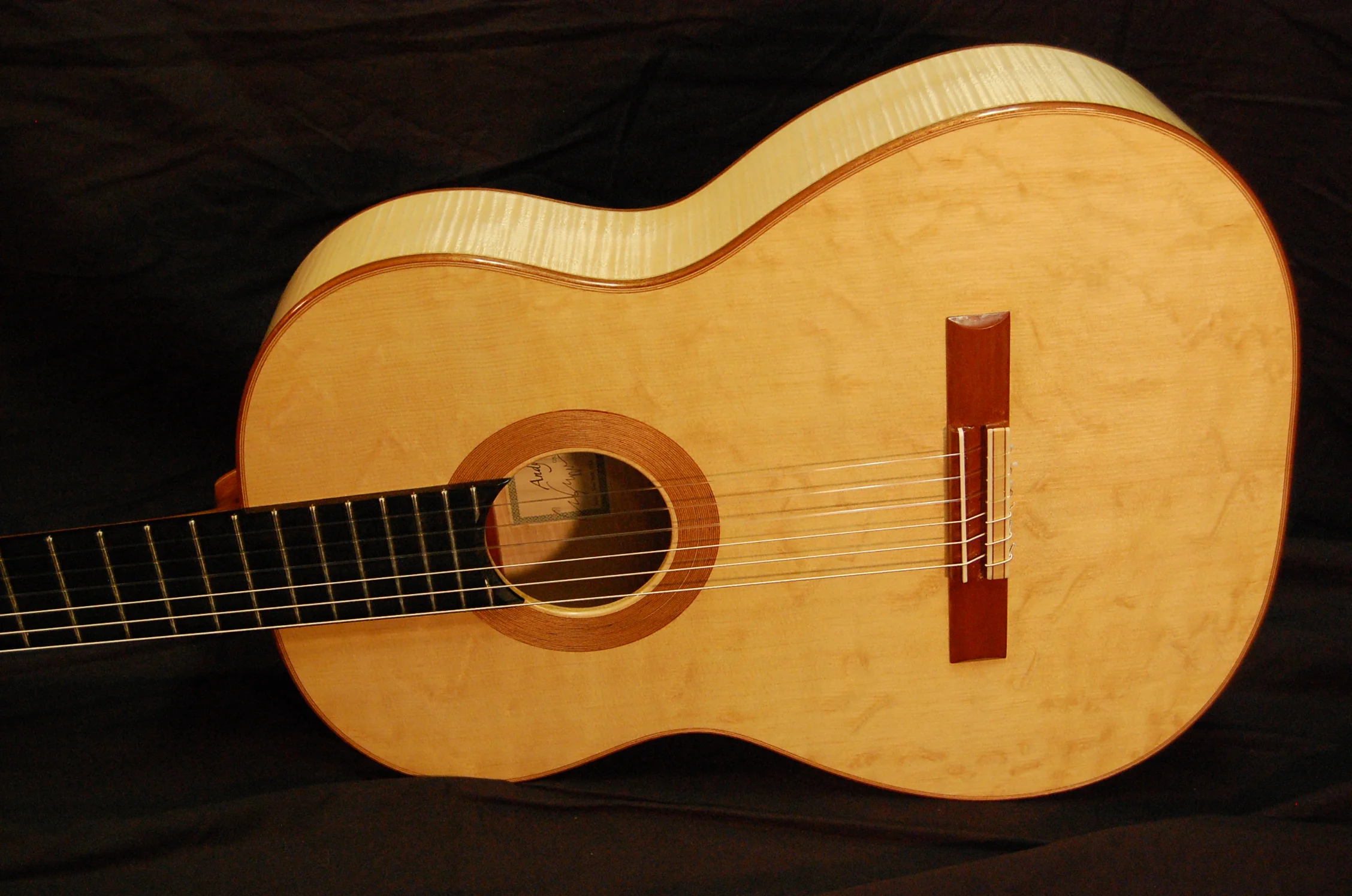 Bearclaw Spruce/Flamed Maple classical
