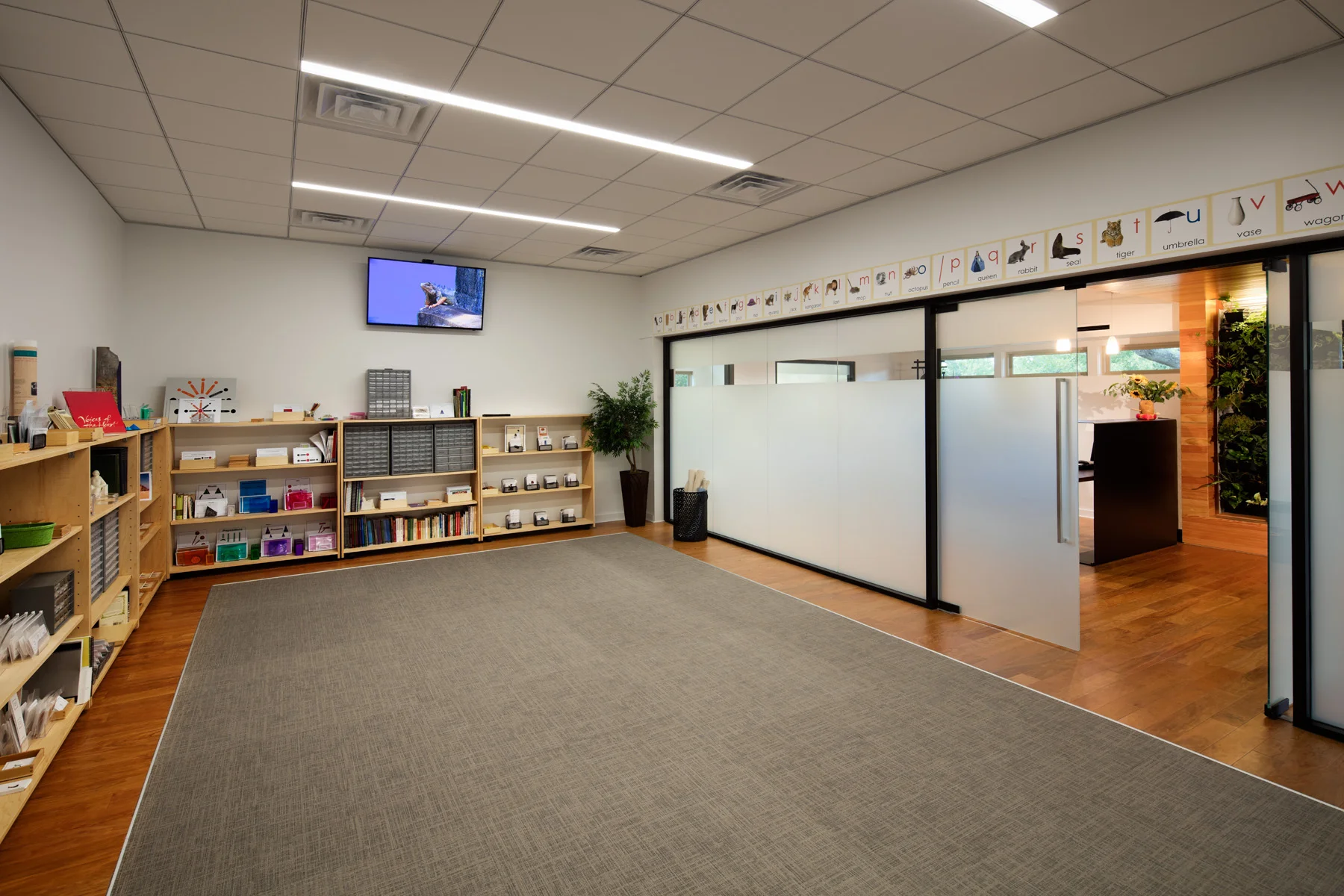 1317 / ETC MONTESSORI / m ARCHITECTS