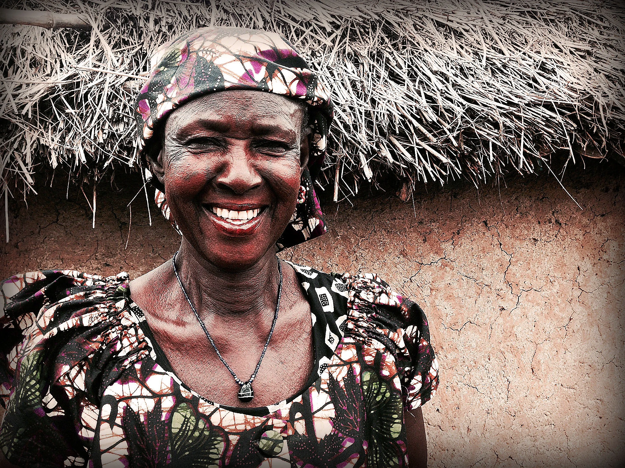 My old community is no more to me. My hometown is the Gnani camp. Here, I am the Magaziya, the women’s leader. I speak on behalf of them when there are important gatherings. I come and go as I please from the camp. As a matter of fact, I left the camp to go live with my father in Togo for a while. When he passed away, I came back to the camp because here I feel important and respected. I am very confident, resourceful and skilful person. I am proud to say I can make Pito-the local wine.