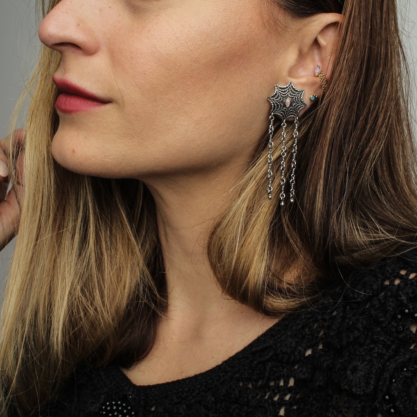 🕸️ Available Oct 11th @ 12pm est 🕸️

Webs and opals coming soon! These particular earrings are one of a kind and took me much longer to make than I thought they would. I loved them so much that I made similar little studs. Two pairs of webbed earri