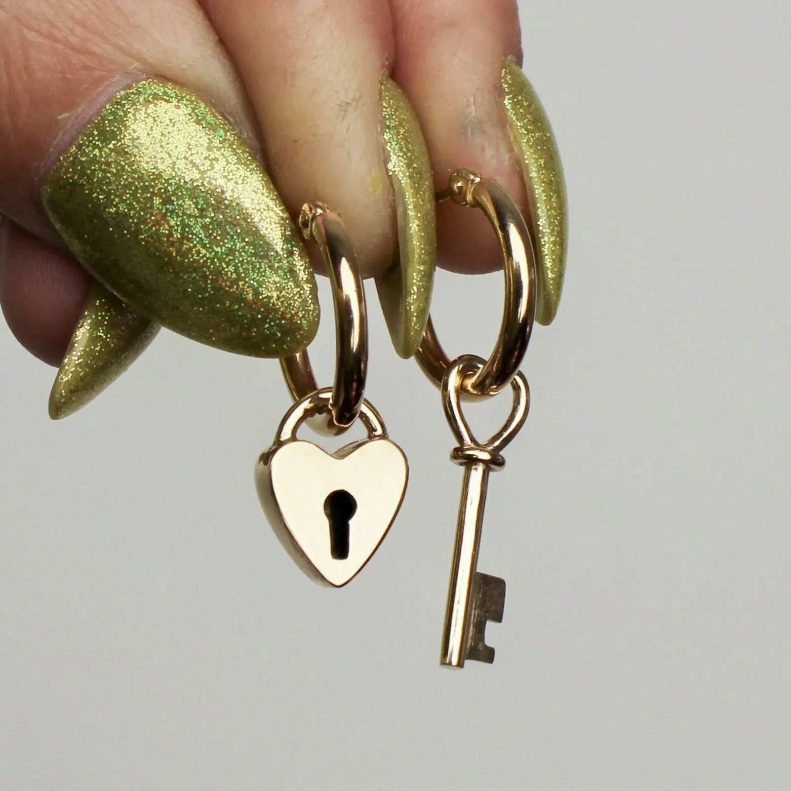 heart locket and key.jpg