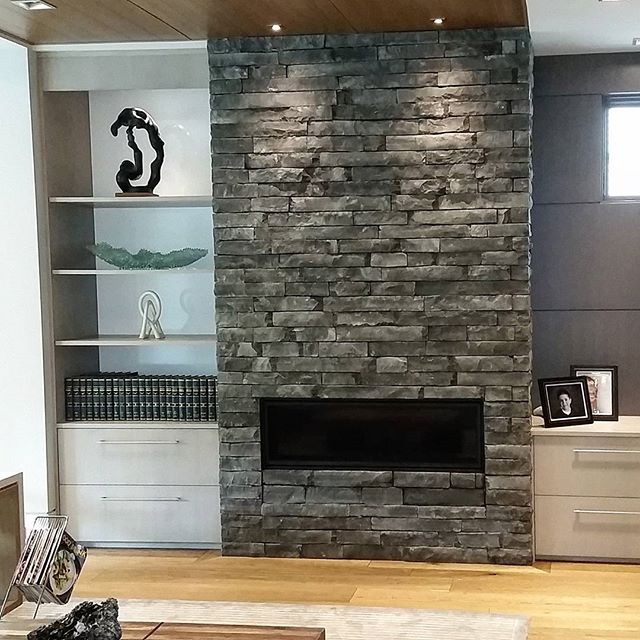 Drystack natural stone fireplace.
#focalpoint #naturalstone #livingroom #custom