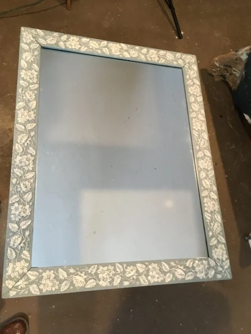 The mirror after painting