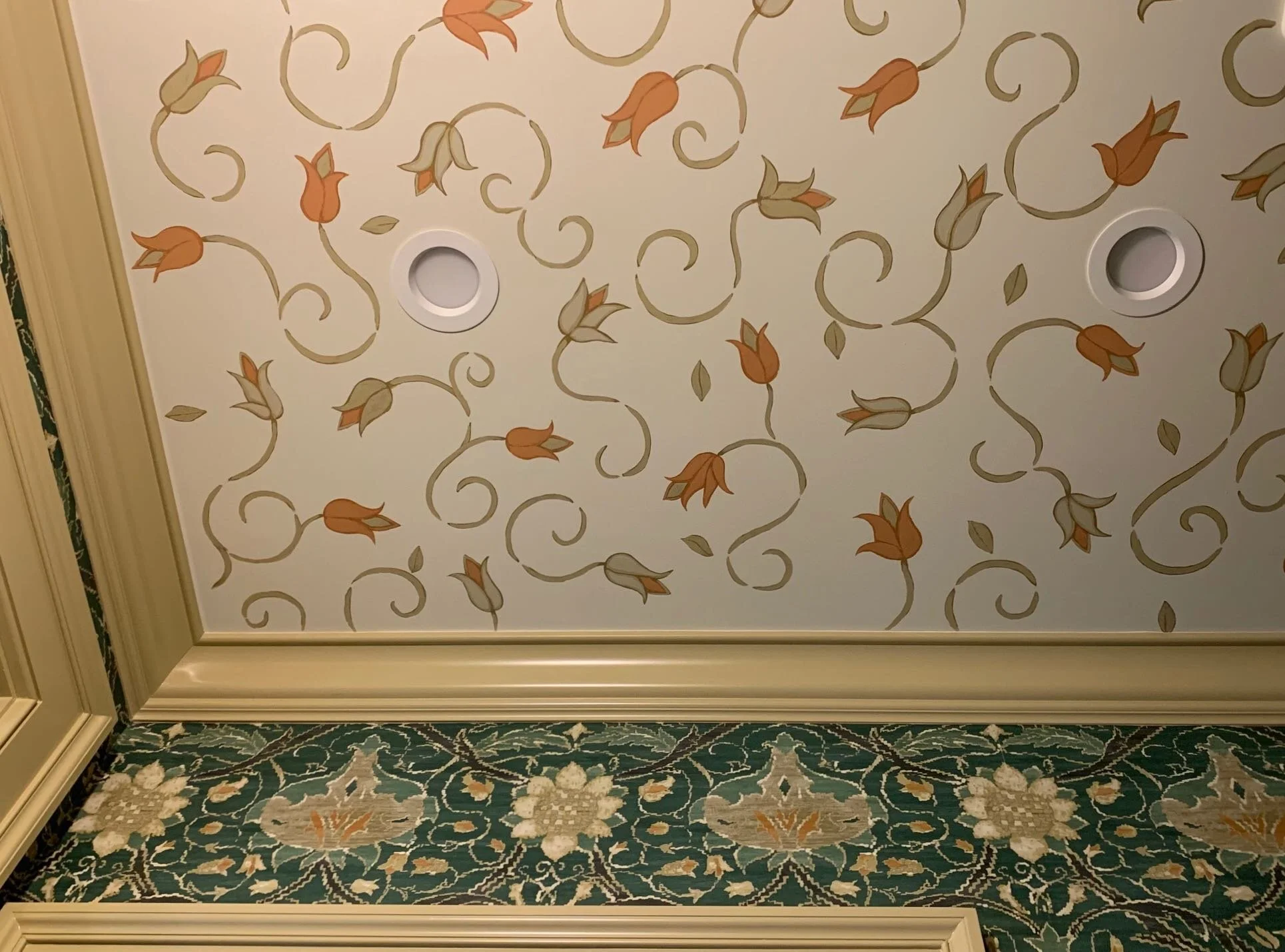 Hand painted "wallpaper"-like ceiling