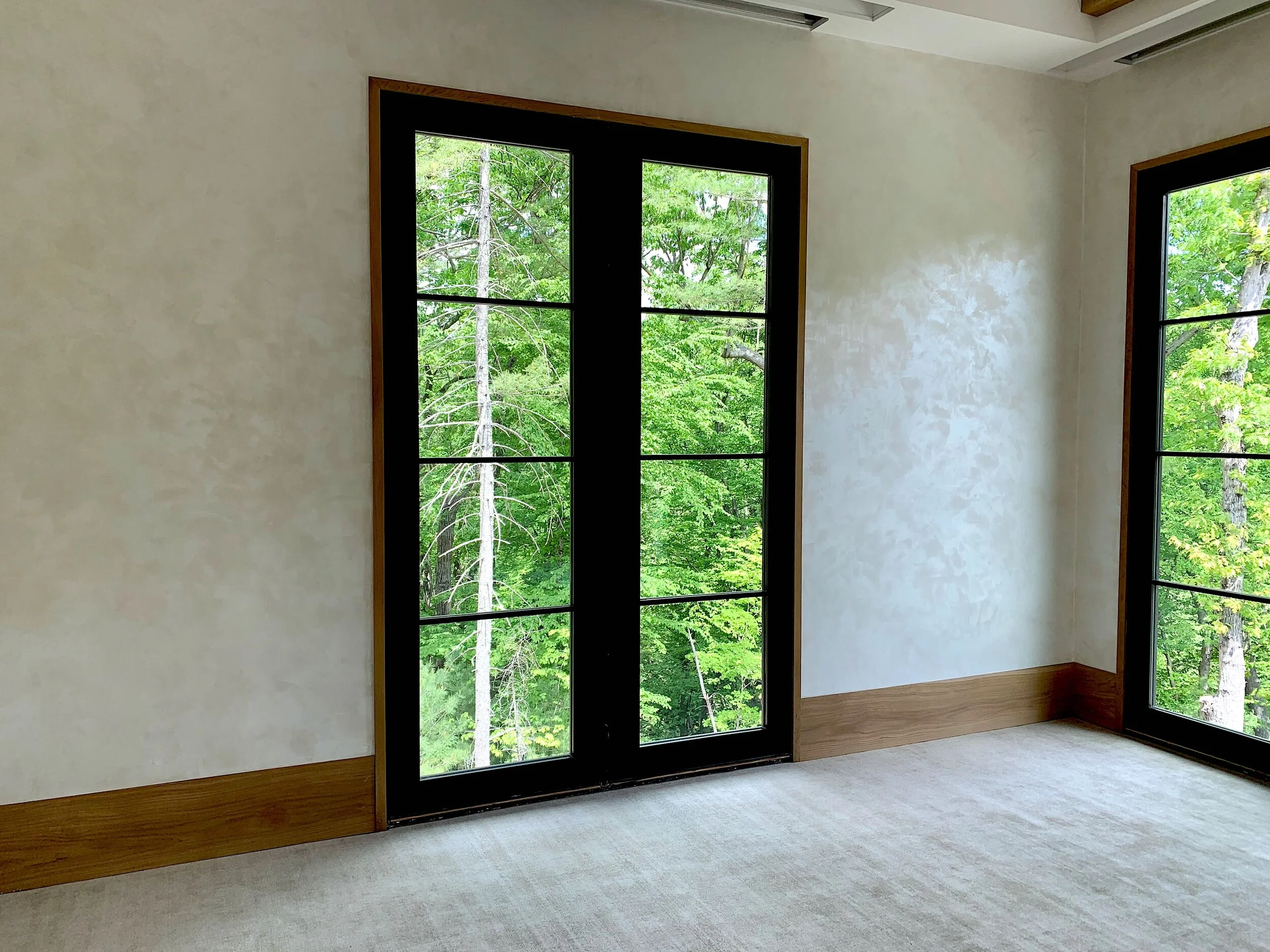 Metallic plaster bedroom