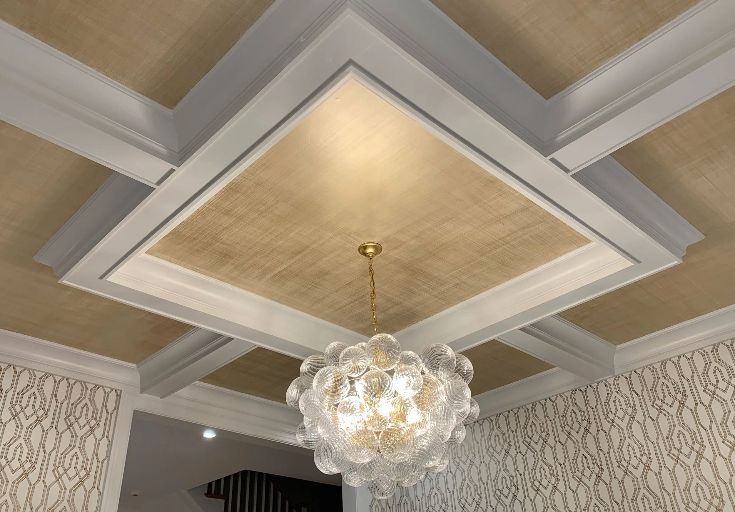 Gold "linen-look" ceiling *