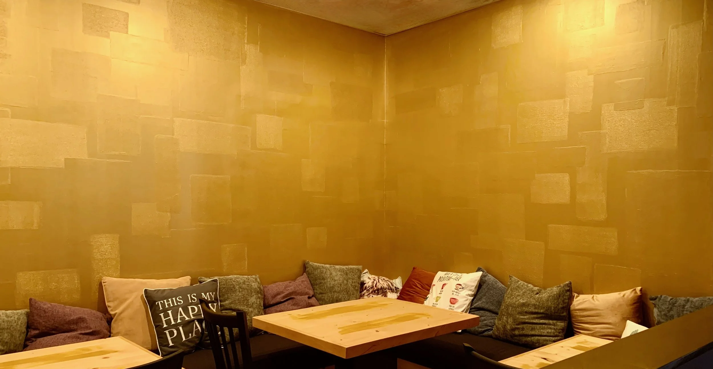 Patchwork gold finish 