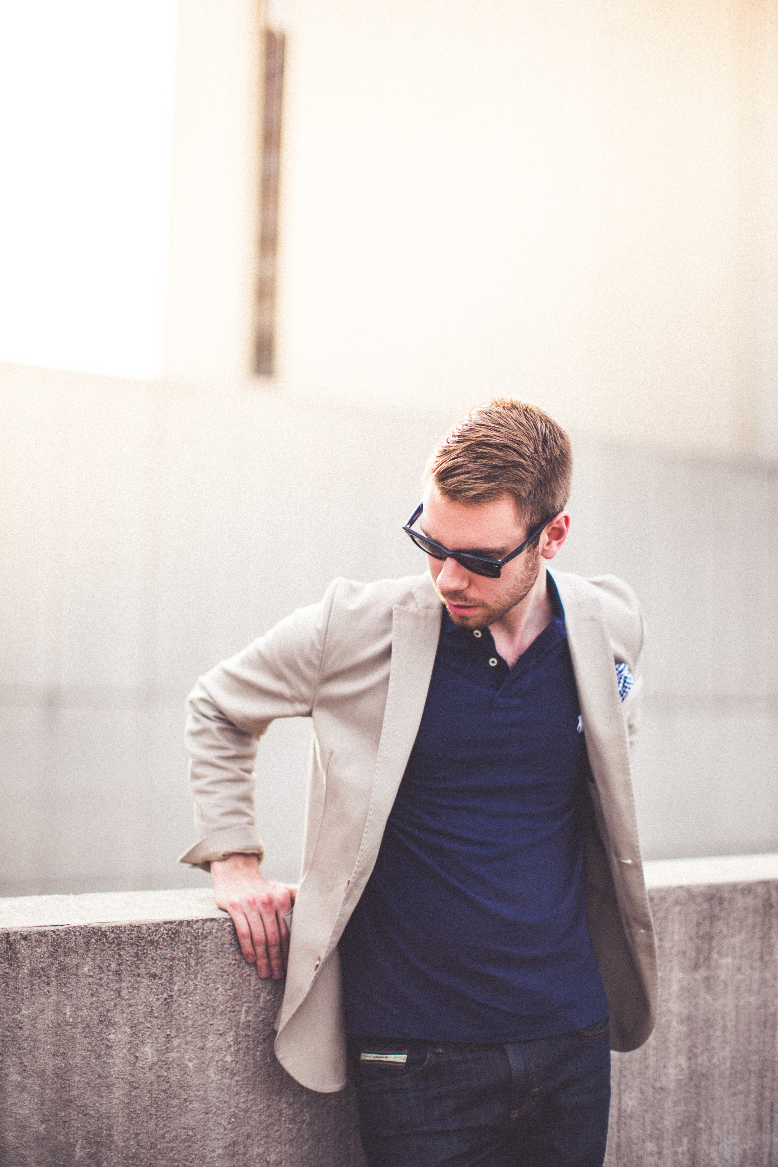 Shirt: Ralph Lauren, Blazer: J. Jindeberg, Pocket Square: J Crew, Sunglasses: Ray-Ban, Watch: Daniel Wellington, Jeans: Vans