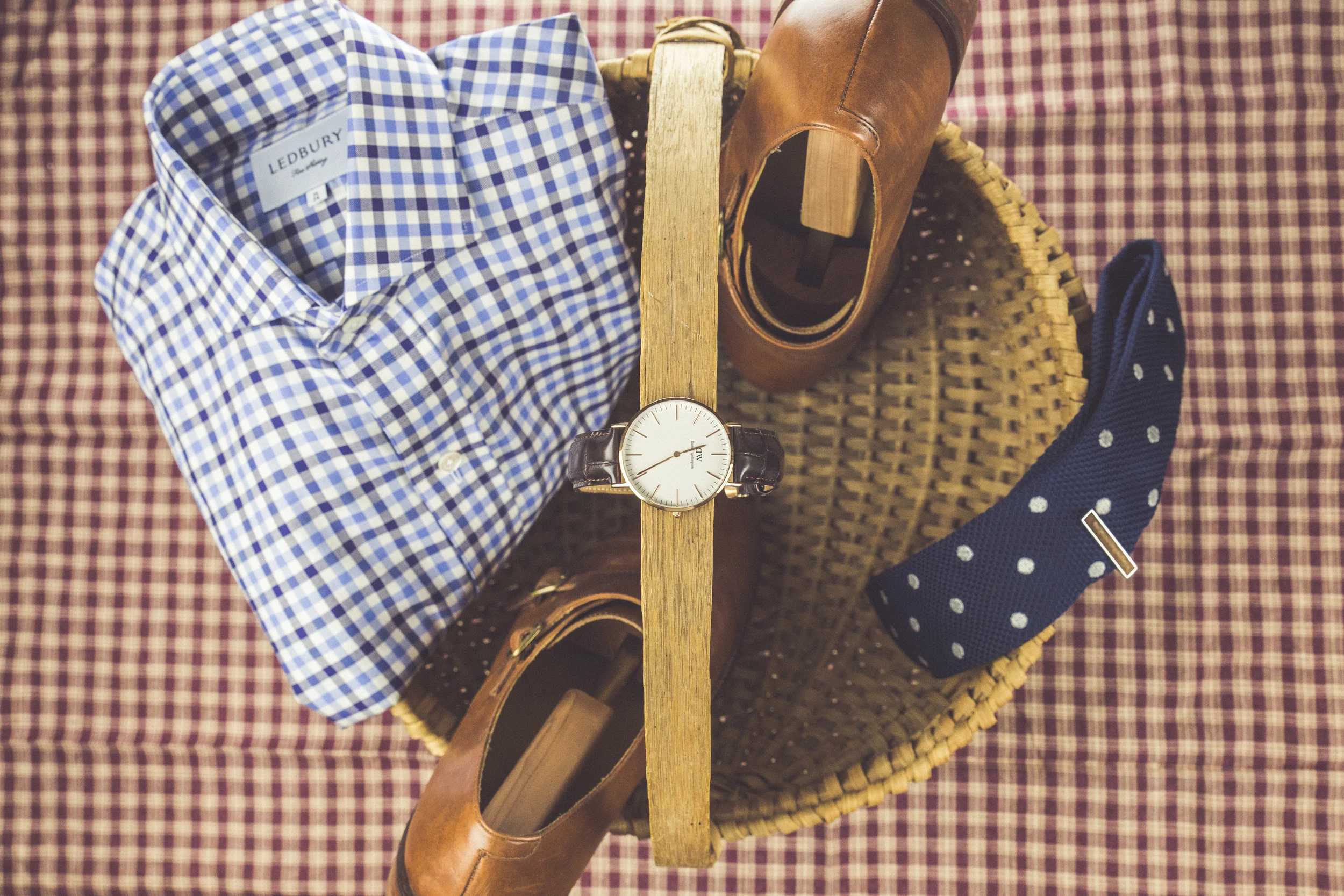 Shirt: Ledbury, Watch: Daniel Wellington, Shoes: Cole Haan. 