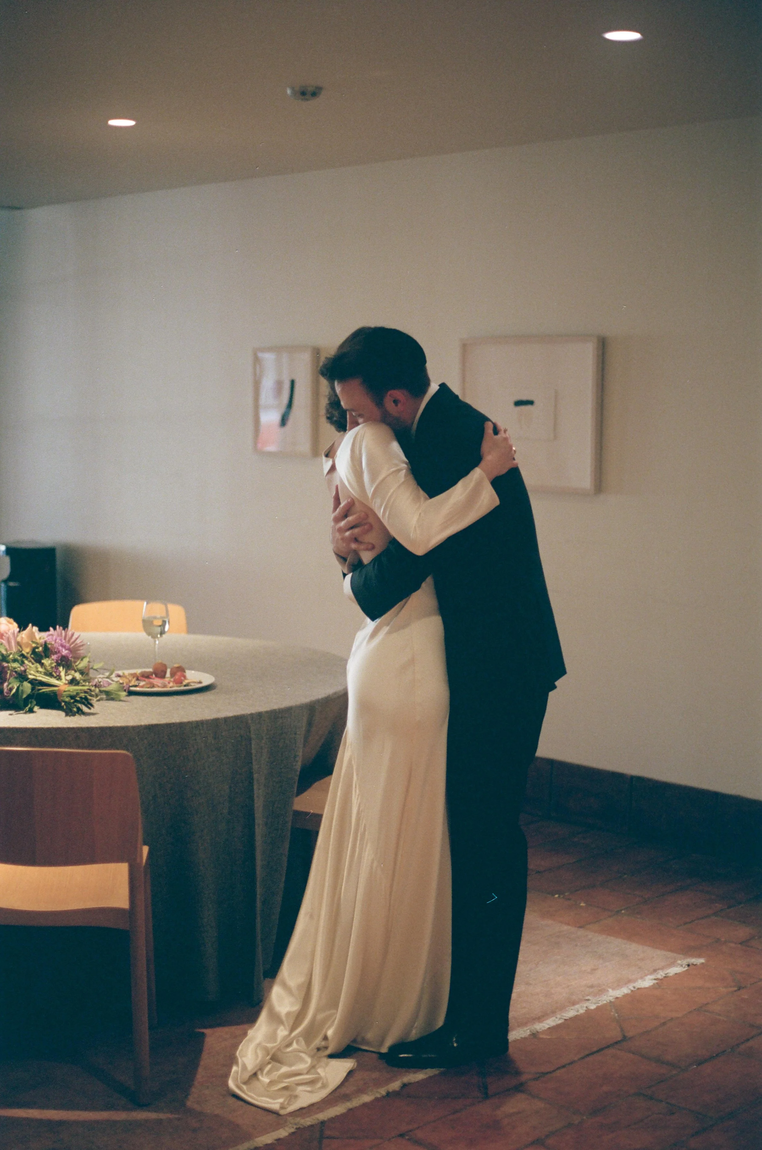 LINE-HOTEL-WASHINGTONDC-FILM-WEDDING-emilygudephoto-bump-maryland-family-photographer-film-60.jpg