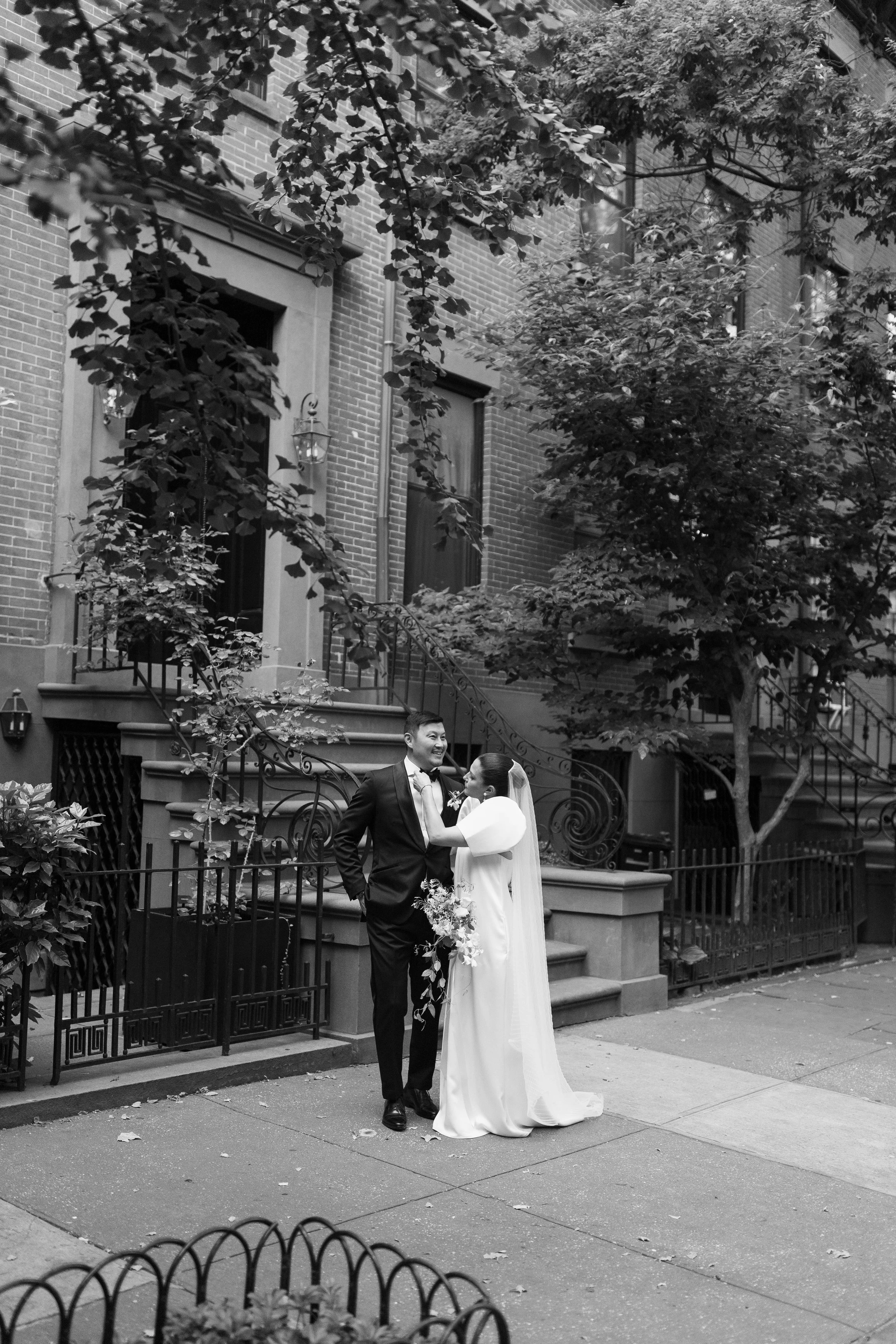 bw-emilygudephoto-film-wedding-photographer-washington-dc-newyork-brooklyn-baltimore-natural-1.jpg