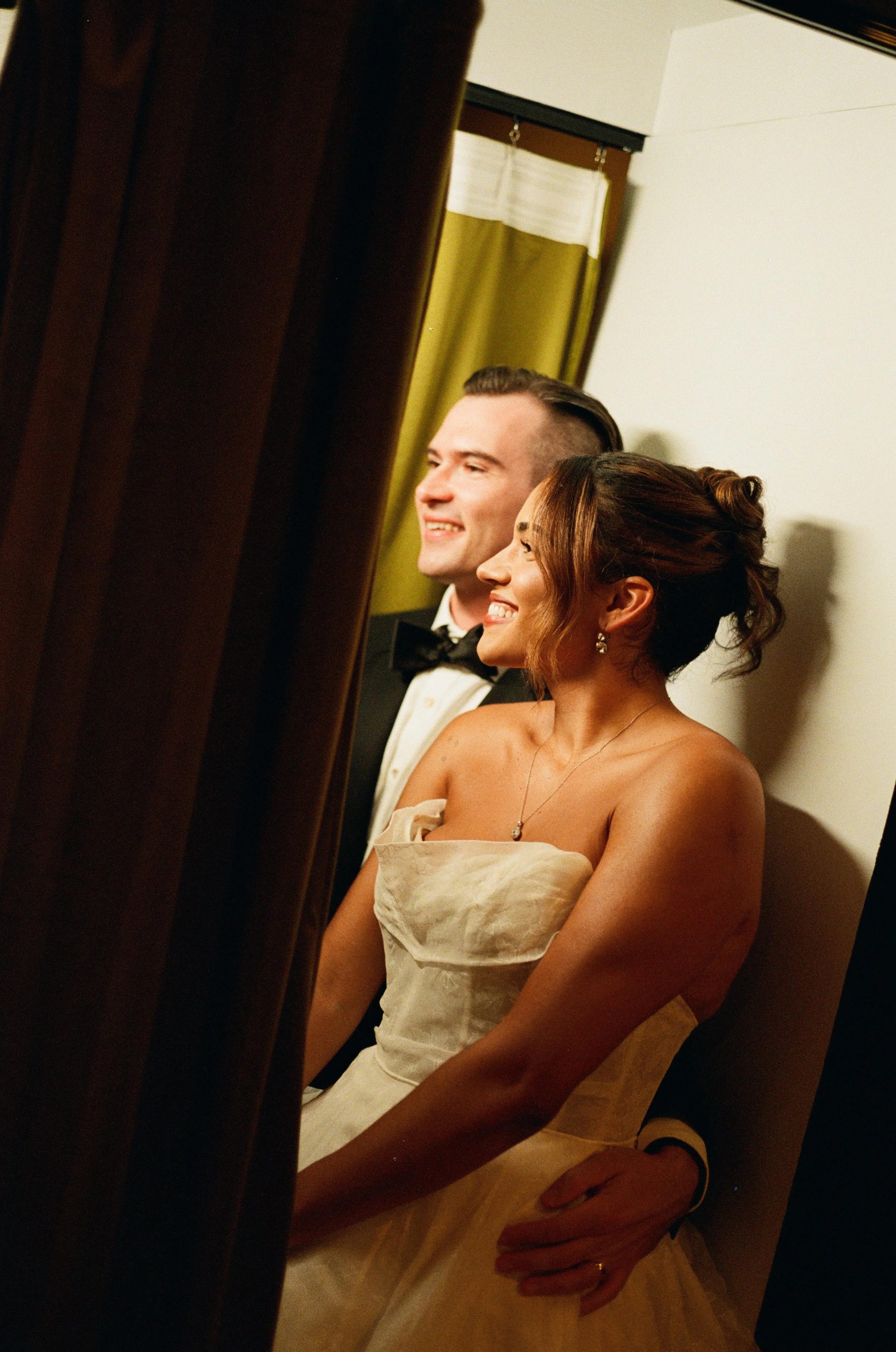 film-luxury-dc-maryland-virginia-newyorkcity-wedding-photographer-moody-artsy-6.jpg