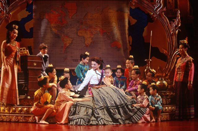 Donna Murphy and the 1996 revival cast of The King and I.