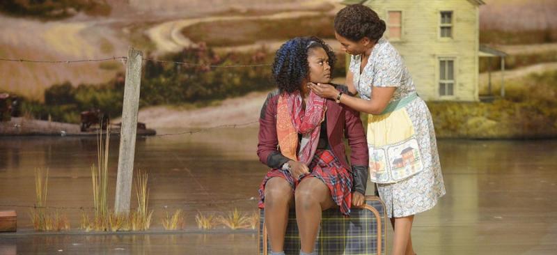 Shanice Williams and Stephanie Mills in The Wiz Live .